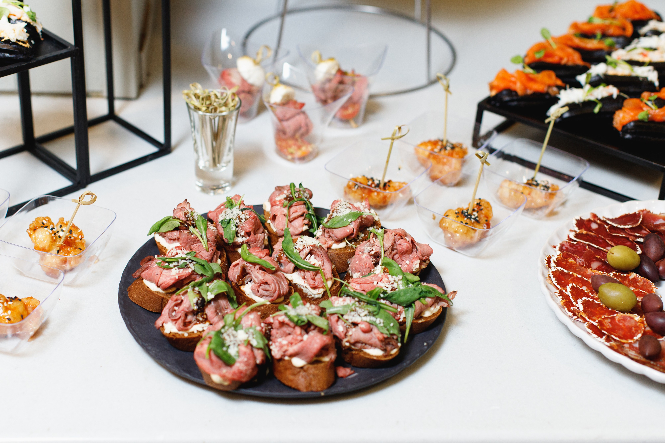 АМУР — Кейтеринг. СВОИ. ФОТООТЧЕТЫ-СОБЫТИЯ-МЕСТА