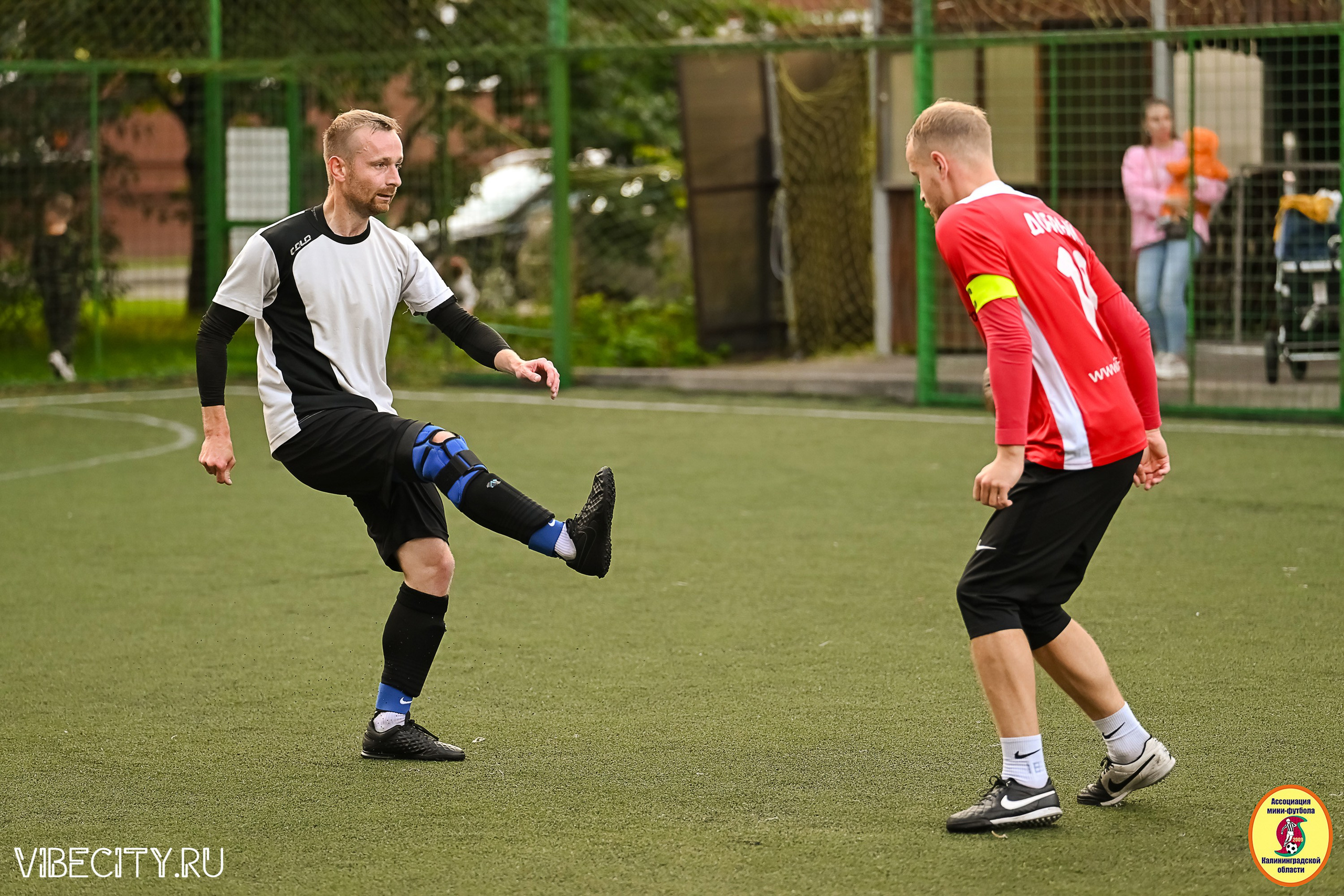 ИГРЫ МИНИ-ФУТБОЛЬНОЙ И КОРПОРАТИВНОЙ ЛИГИ. VIBECITY.RU Вайб Сити Ру Фоторепортажи Фотоотчеты Калининград