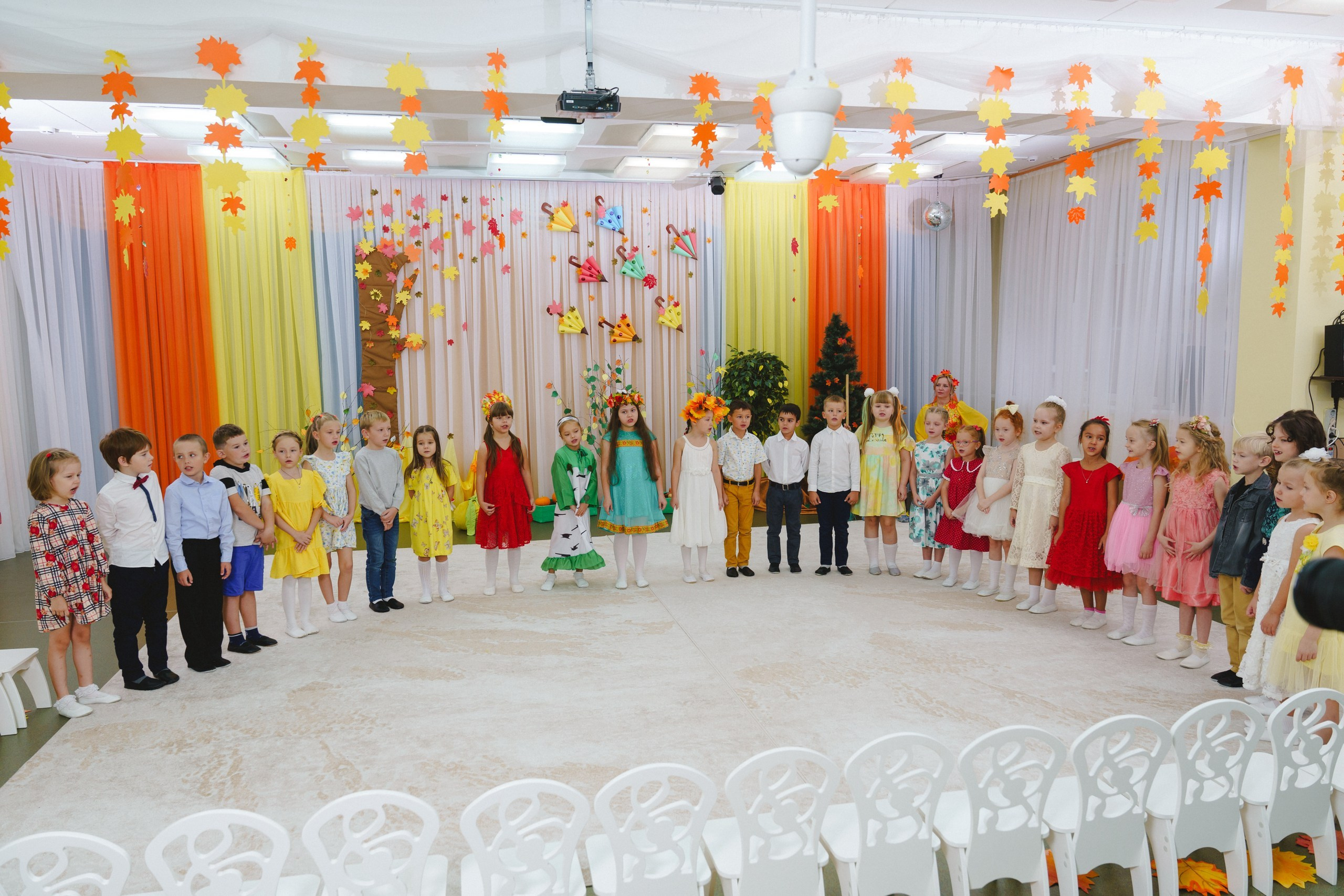 Праздник осени 2023. Фотограф в детский сад в Екатеринбурге, выпускные альбомы Юлия Умерова