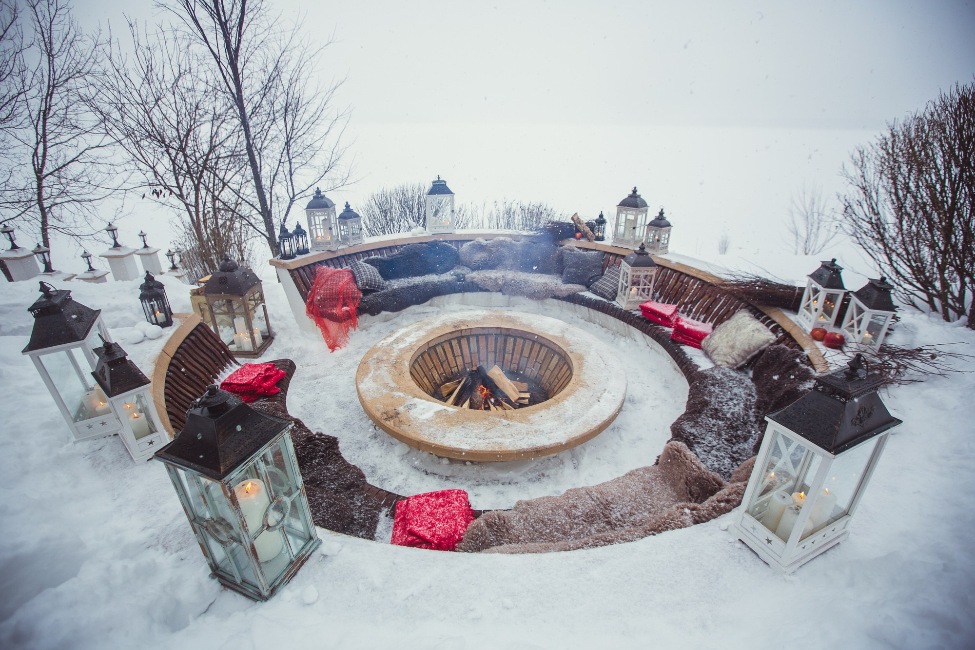 Зимняя свадьба в русских традициях. Семейный, портретный и свадебный фотограф в Санкт-Петербурге и Москве