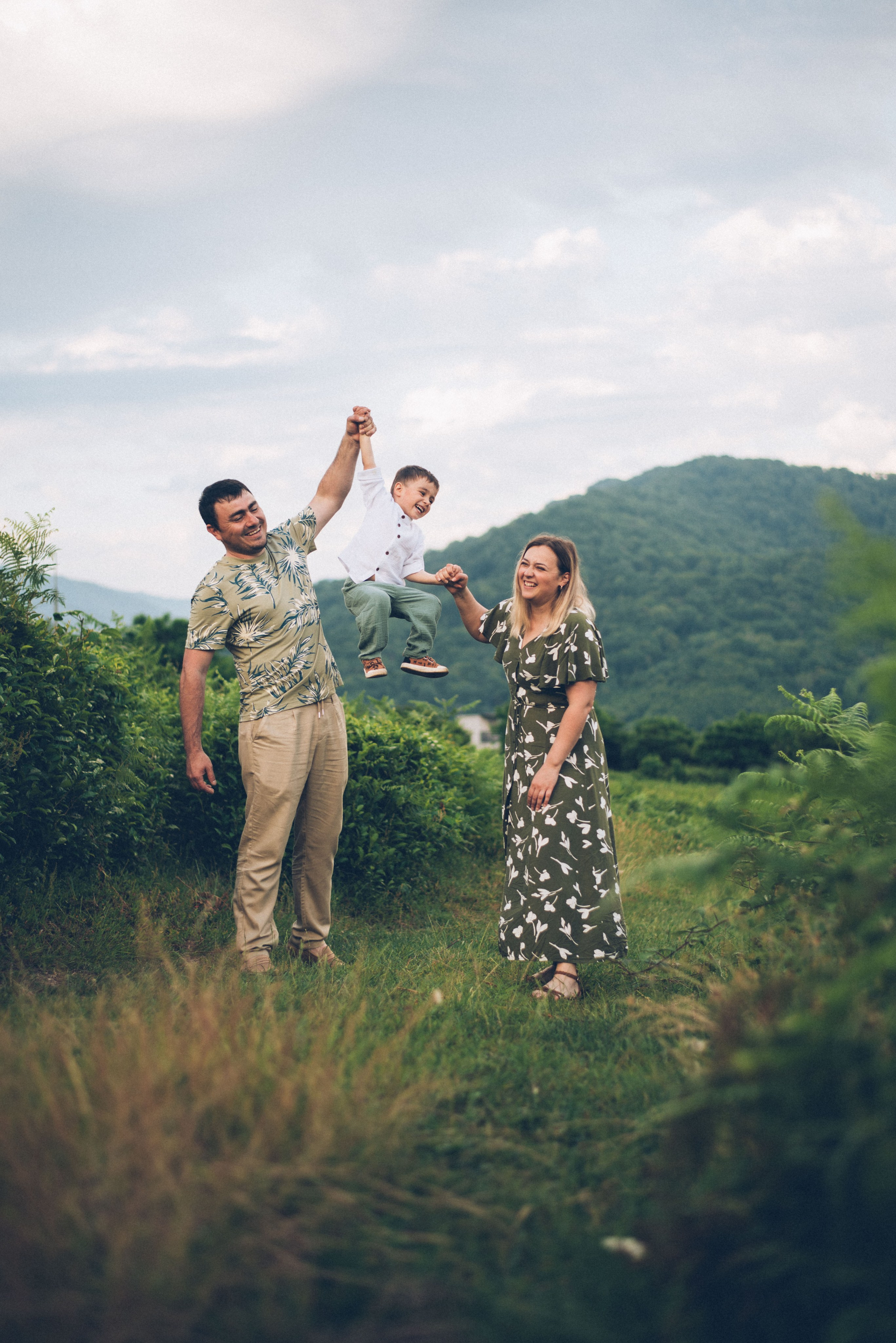 Фотосъемки в горах на чайных плантациях Сочи. Фотограф в Сочи — Маргарита Поганова