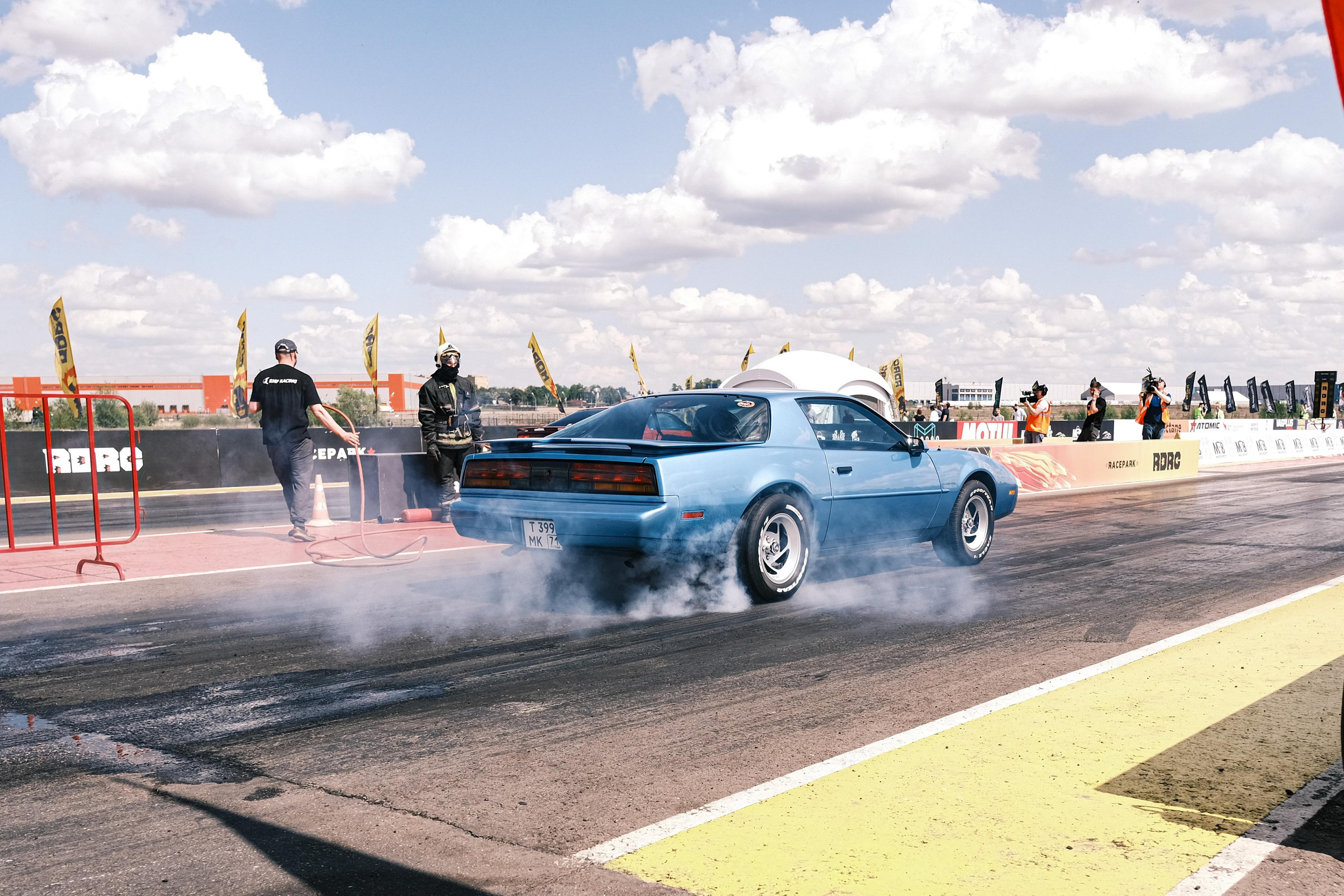 RUSSIAN WEEKEND DRAGS. Фотограф Москва. Киселева Елизавета