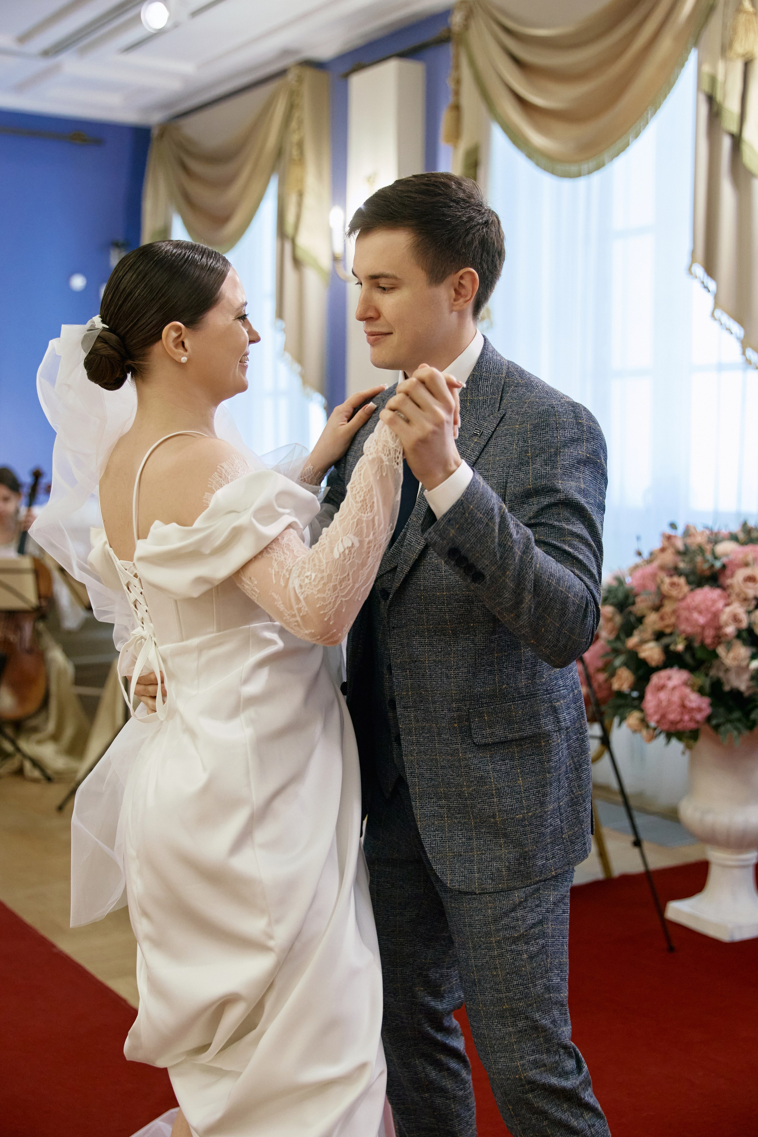 Свадебный фотограф в Москве: уникальные и эмоциональные кадры