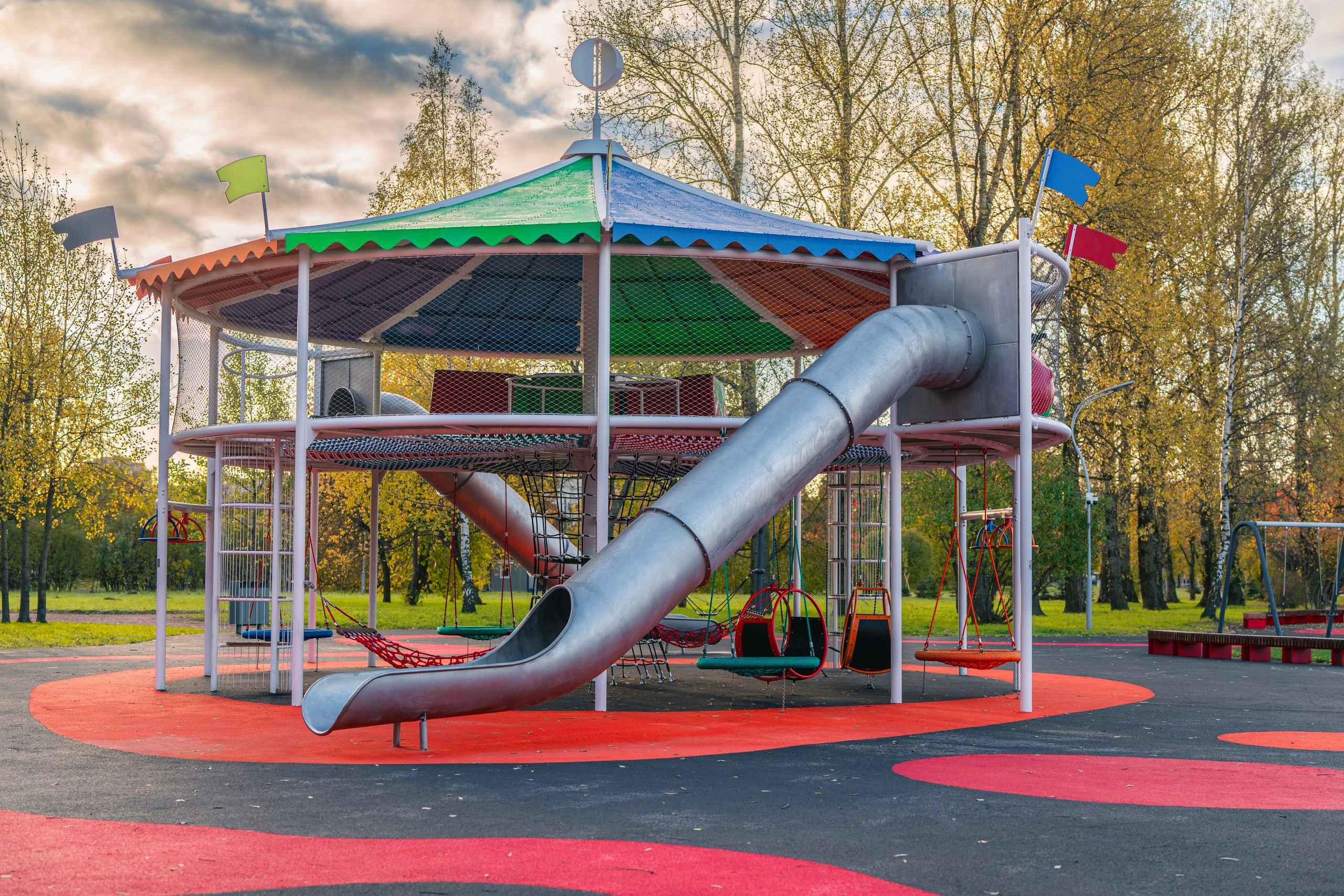 Детская площадка в Парке Авиаторов. Святослав Буньков | фотограф