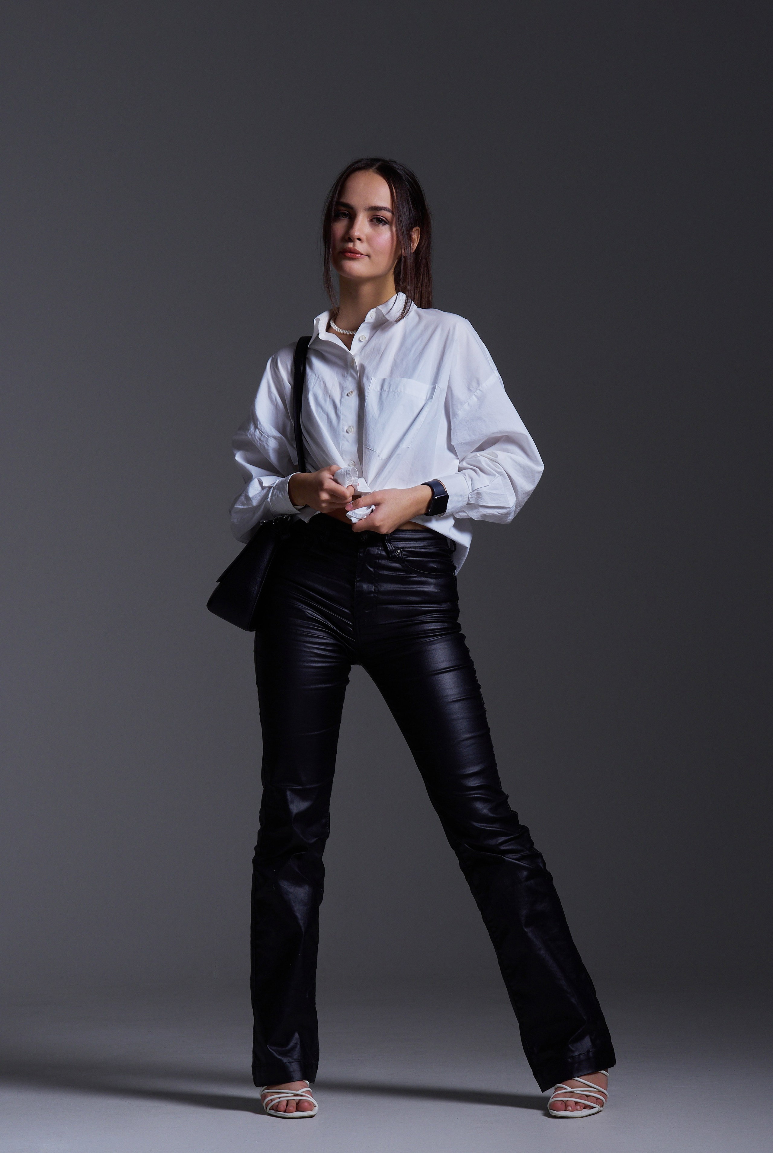 Выпускные альбомы. Студийный, семейный, свадебный, фэшн и ню фотограф в Астрахани, производство выпускных альбомов. Руслан Кондрашин