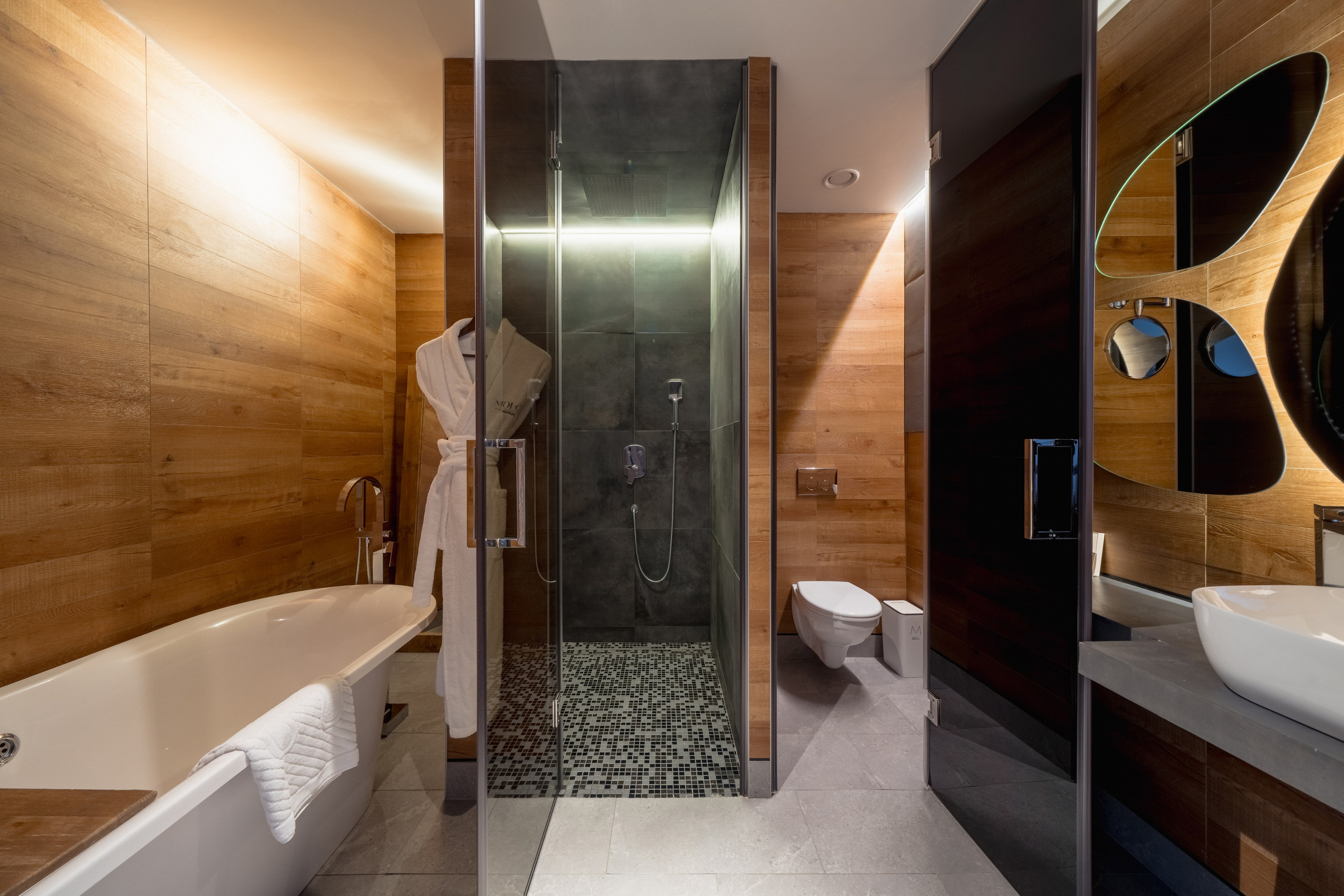 Molo Hotel. Svyatoslav Bunkov | photographer