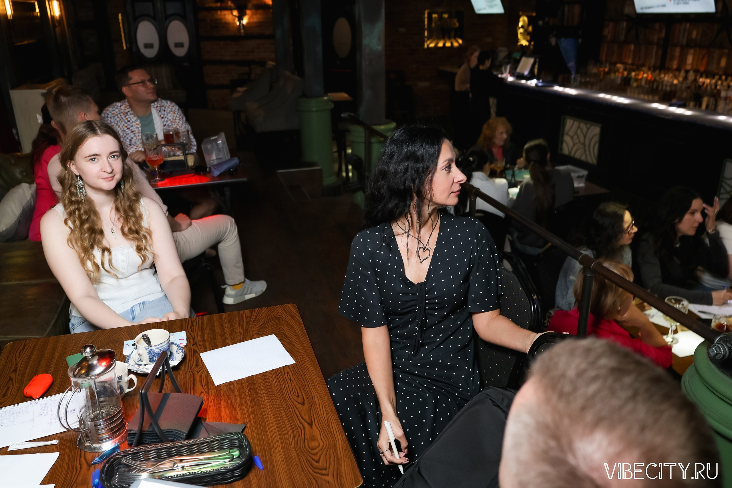 КВИЗ WHOIS. VIBECITY.RU Вайб Сити Ру Фоторепортажи Фотоотчеты Калининград