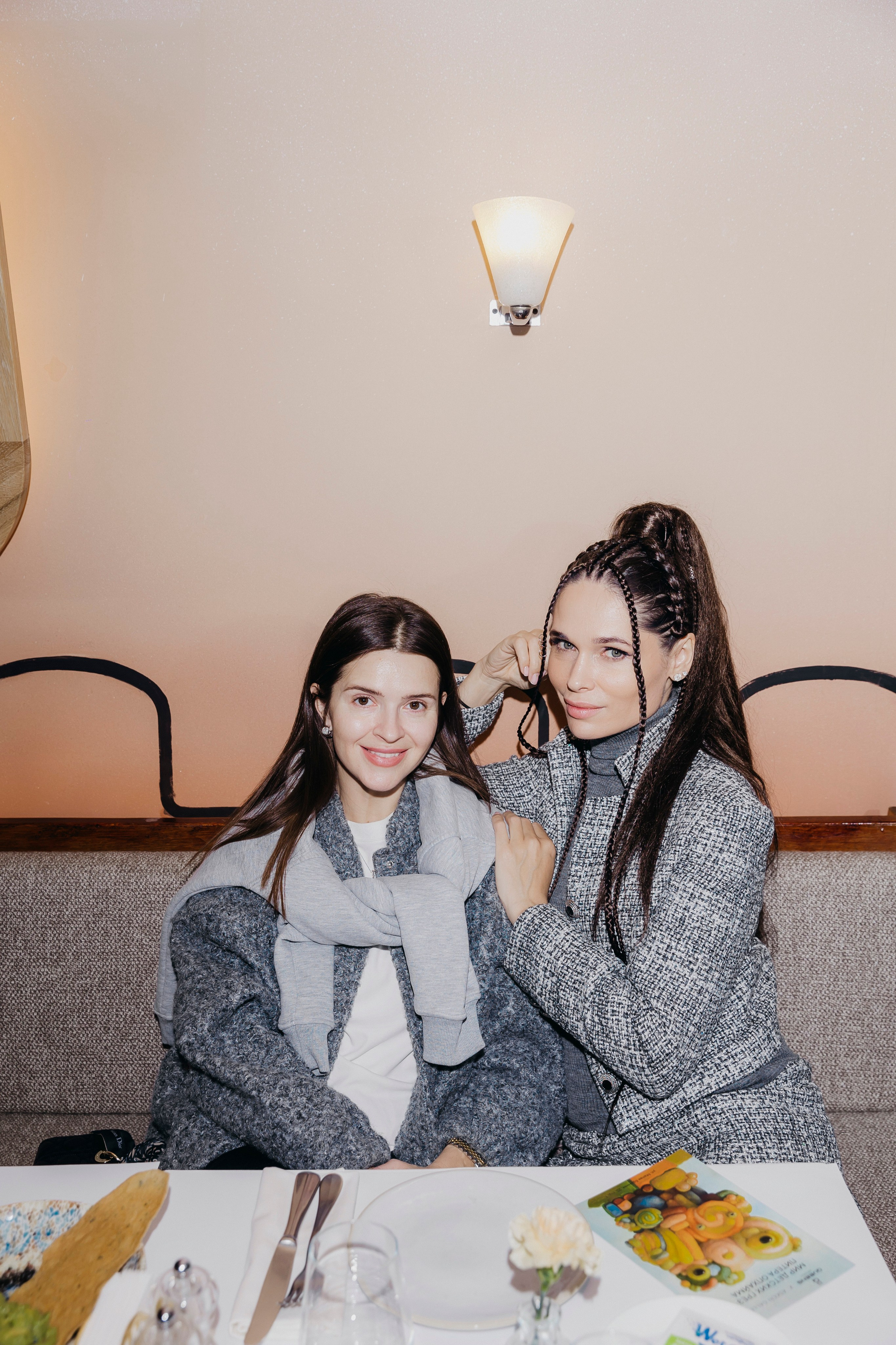 Brunch with Polina Askeri & Peter Opheim, Queens, Moscow. «Птичка на проводе»: информационный портал в Москве