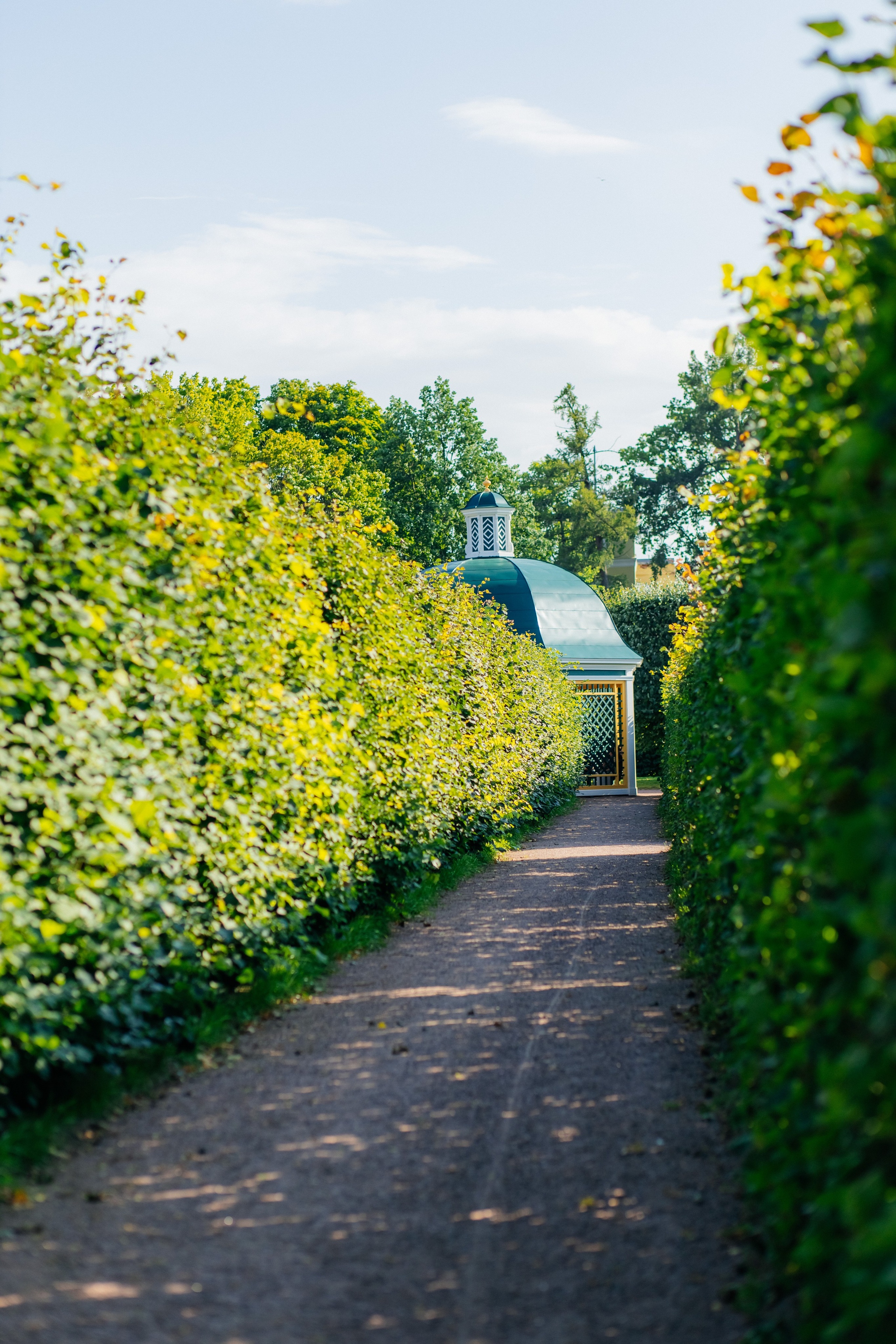 ФОТОСЕССИЯ В ПЕТЕРГОФЕ. ГДЕ СНИМАТЬ В ПЕТЕРГОФЕ