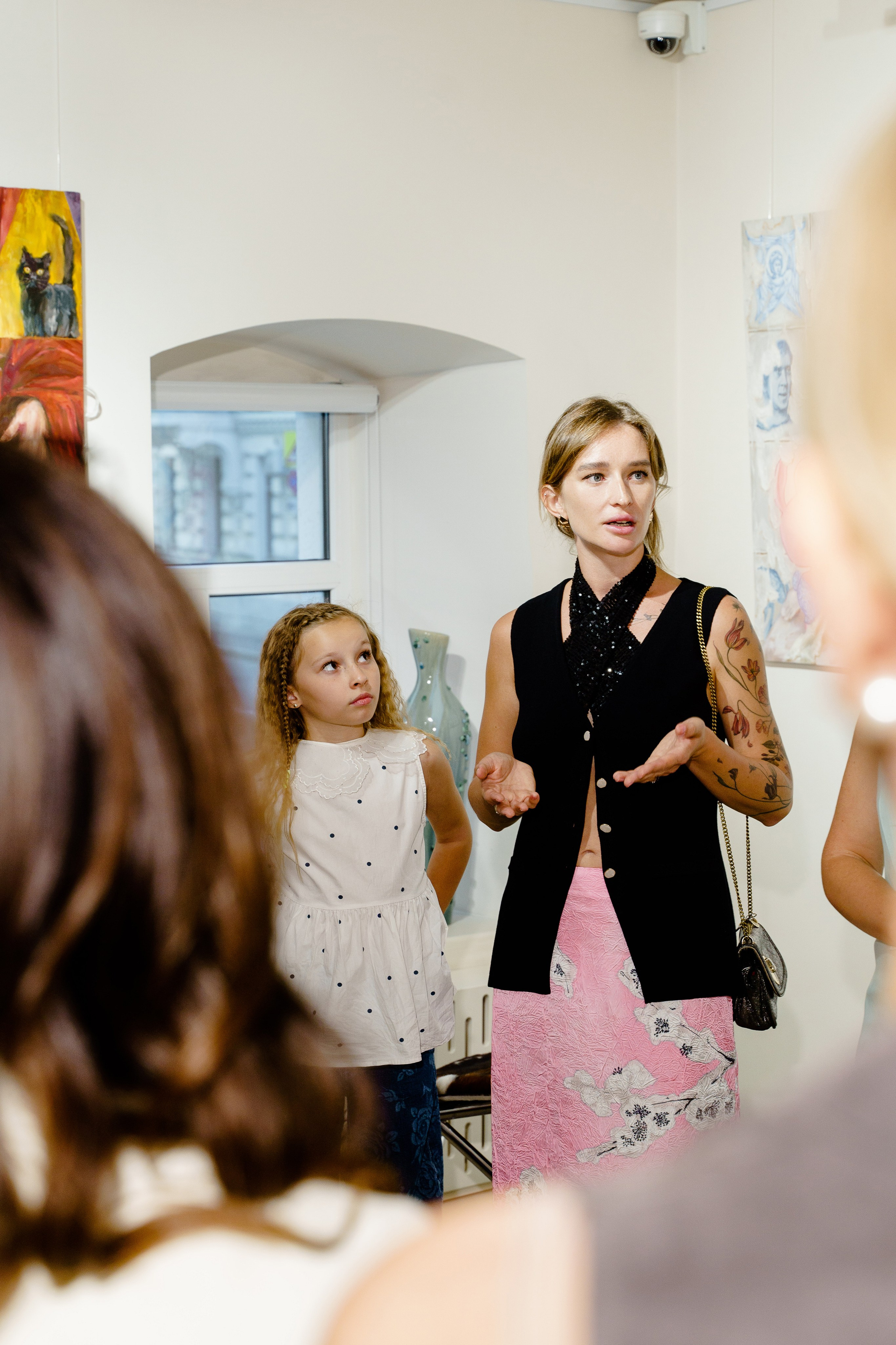 Персональная выставка Анны Шиловой «Walking in my shoes» в галерее Hidden Place. Фотограф в Москве Женя Потах