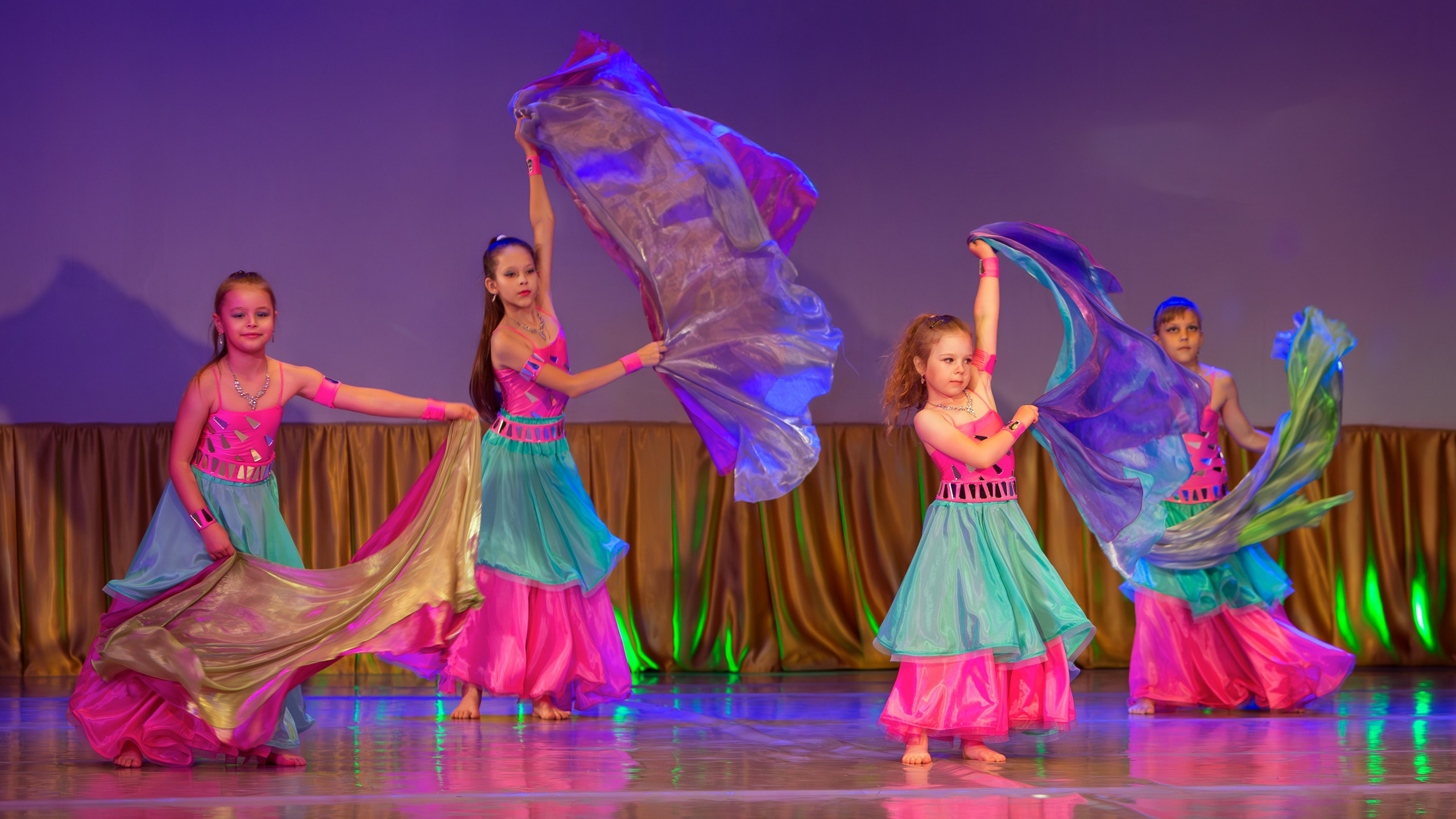 Студия «Lamis» отчетный концерт 2024. Выпускные альбомы и школьный фотограф в Подольске, Троицке, Щербинке, Москве и Московской области