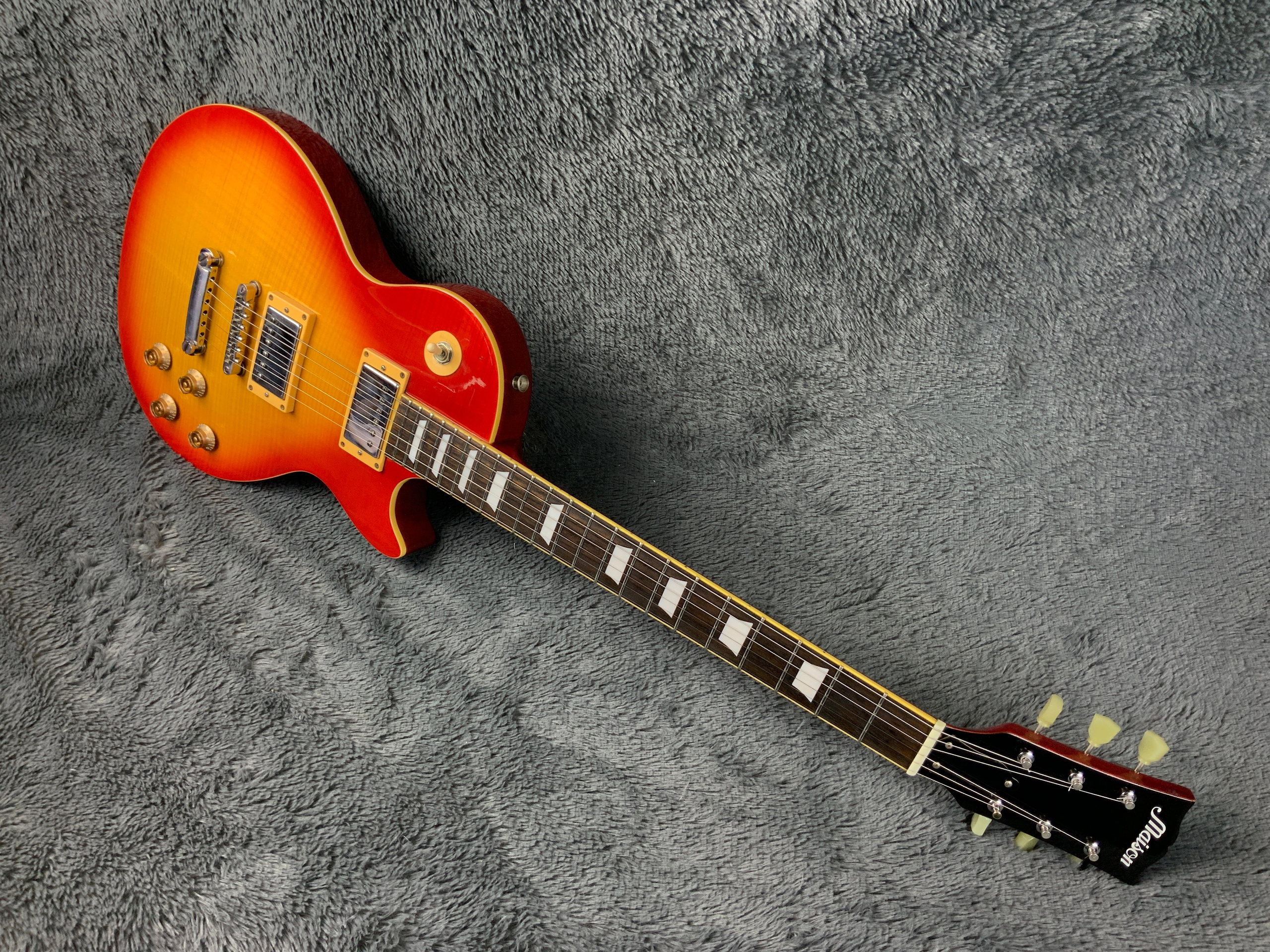 Maison Gibson Les Paul Standard