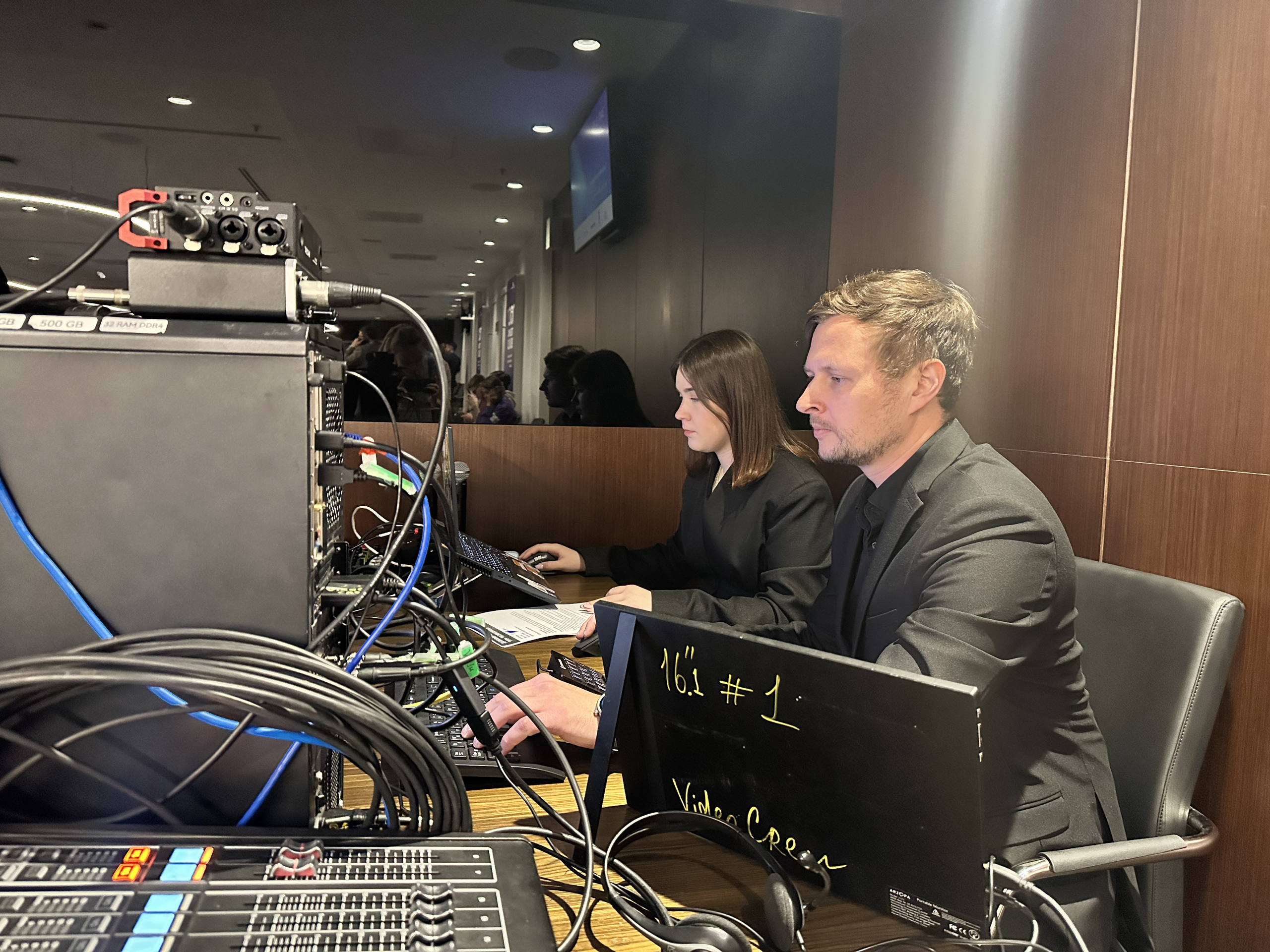 100+ TechnoBuild 2025. Video Crew