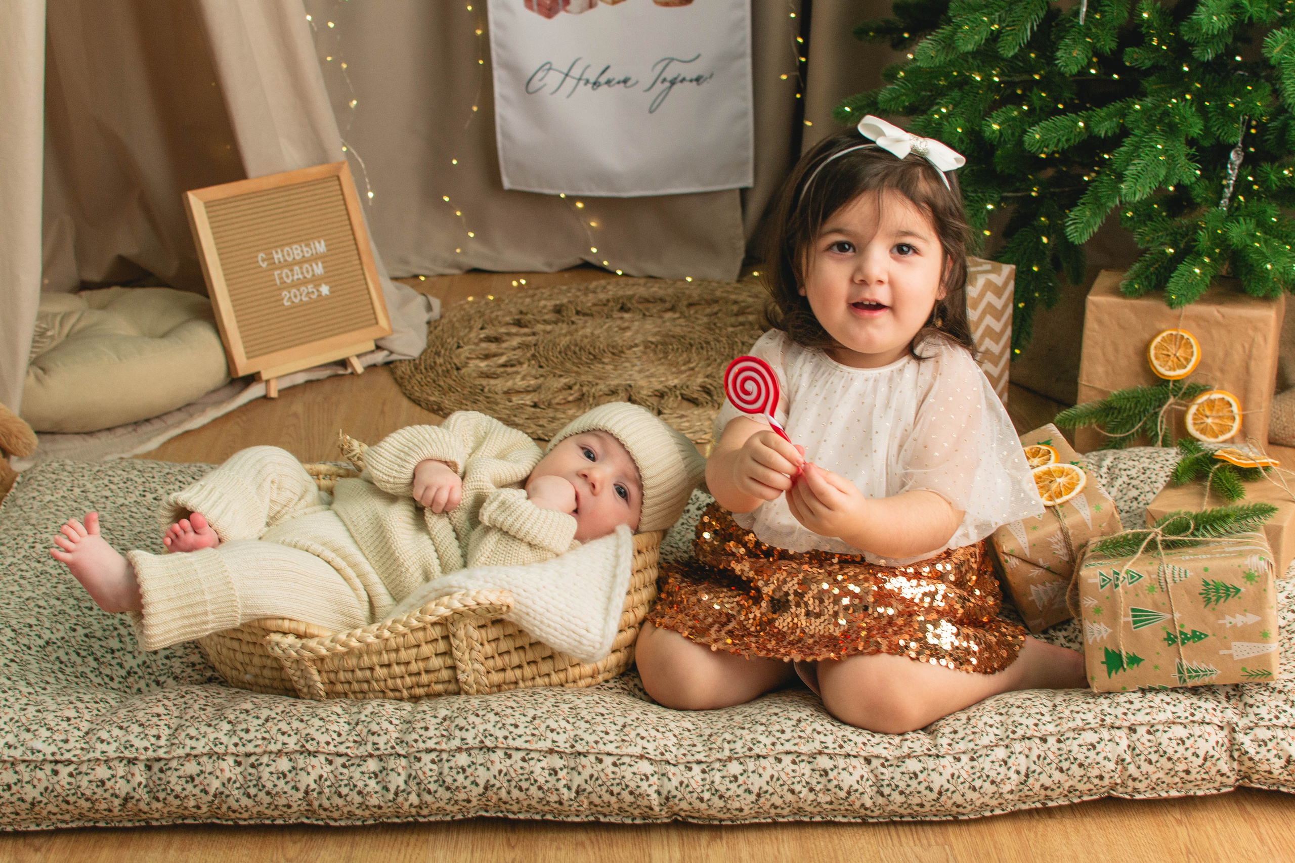 НОВЫЙ ГОД 2025-2026. Фотограф новорождённых в Санкт-Петербурге Наталья Булгакова