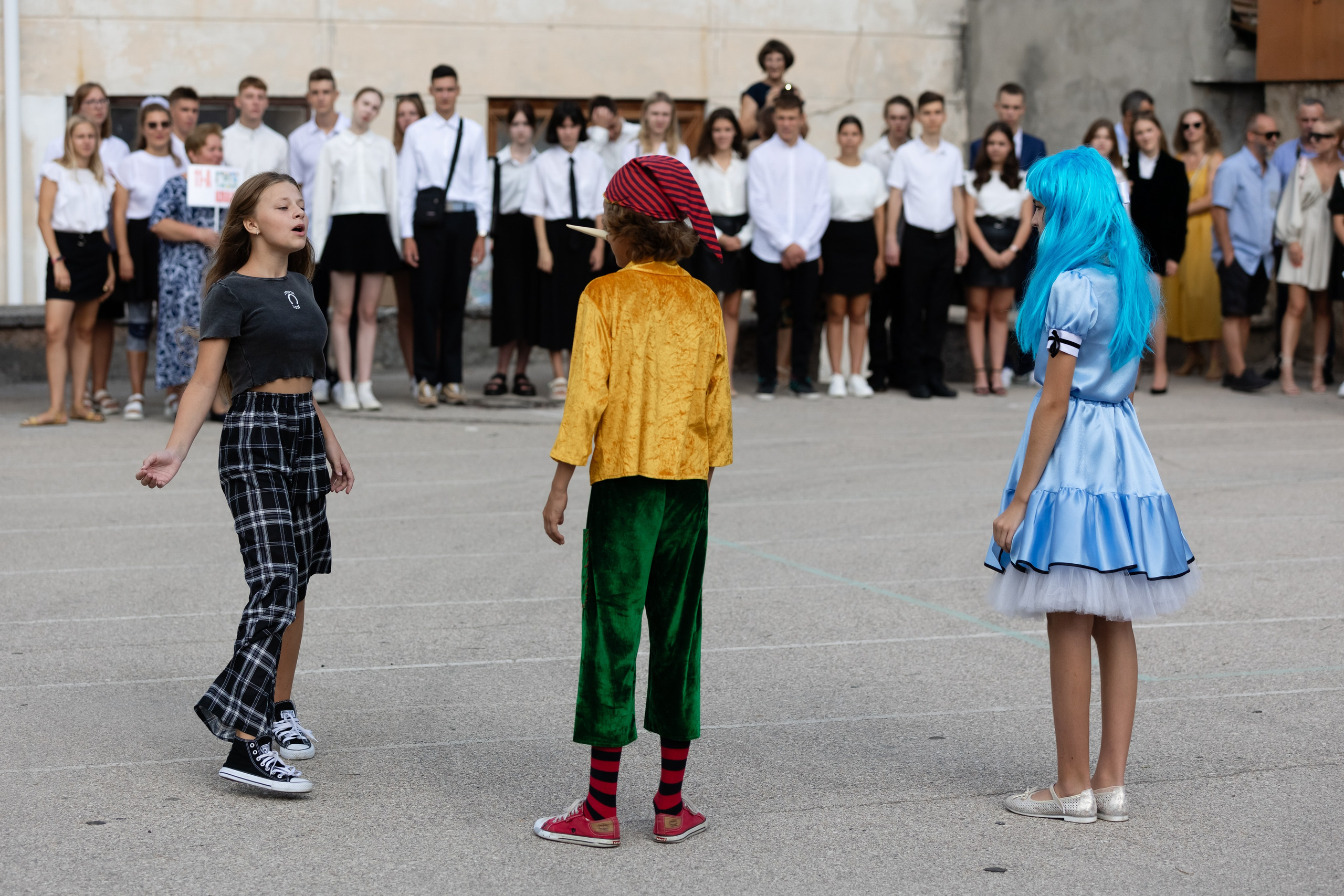 Первый раз — в первый класс. Фотосессия первоклассников 1 сентября. Свадебный фотограф, фотосъемка в Крыму, Севастополе, Симферополе, Ялте