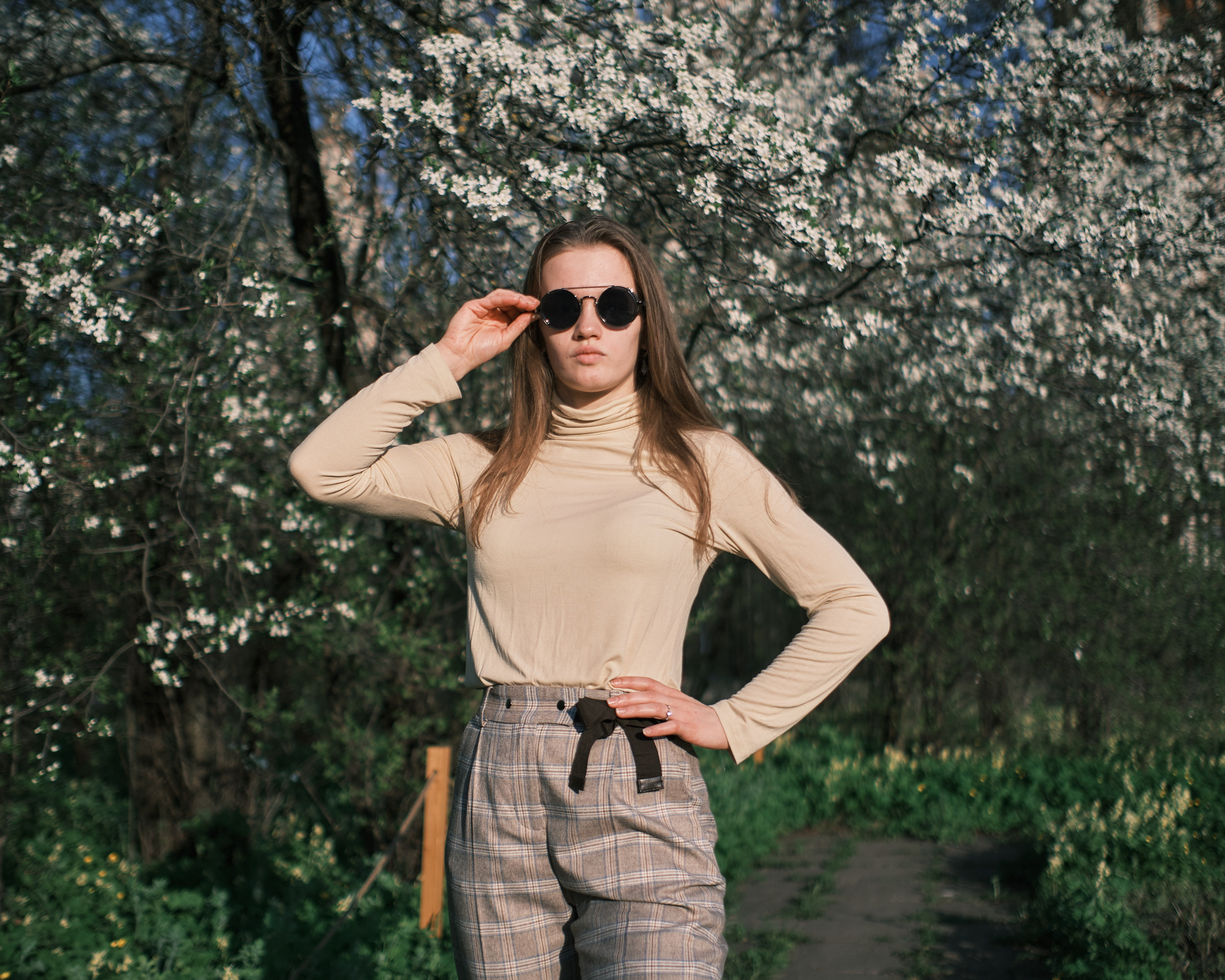 Фотосессия в Ботаническом саду МГУ. Портретная фотосъемка в Москве. Фотограф Алексей Афанасьев