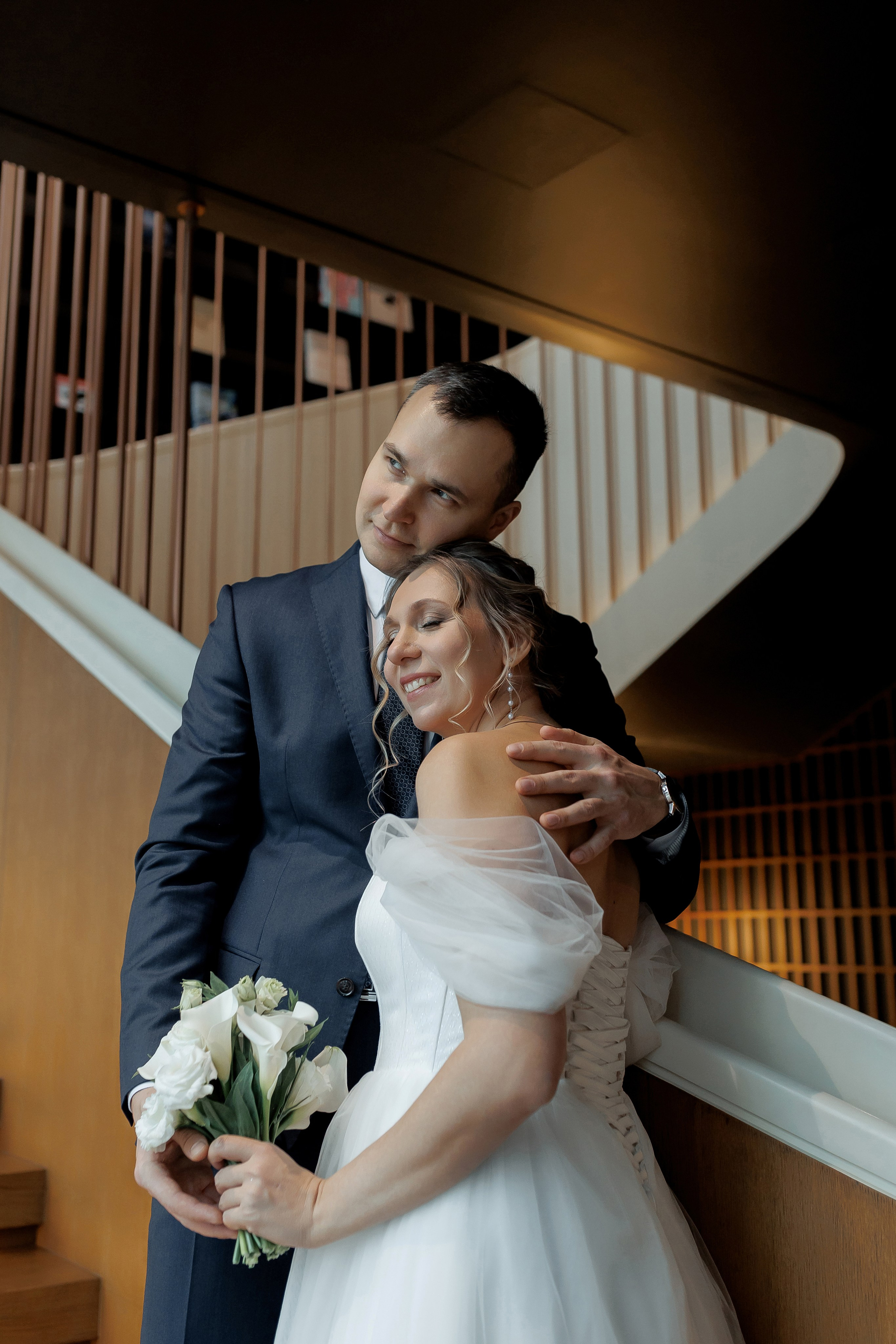 Свадебная фотосессия в отеле Movenpick Moscow Taganskaya. Свадебный фотограф в Москве Дарья Олендарёва