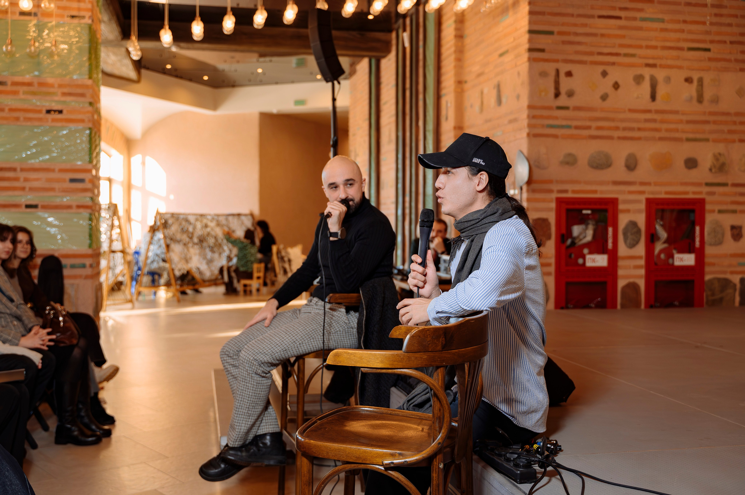 ФАН встреча участников проекта FACTOR.BY: Ибрагима Карасова и Шамхала Хачатуряна. Фотограф Беларусь — Ольга Шаповалова (Жардецкая)