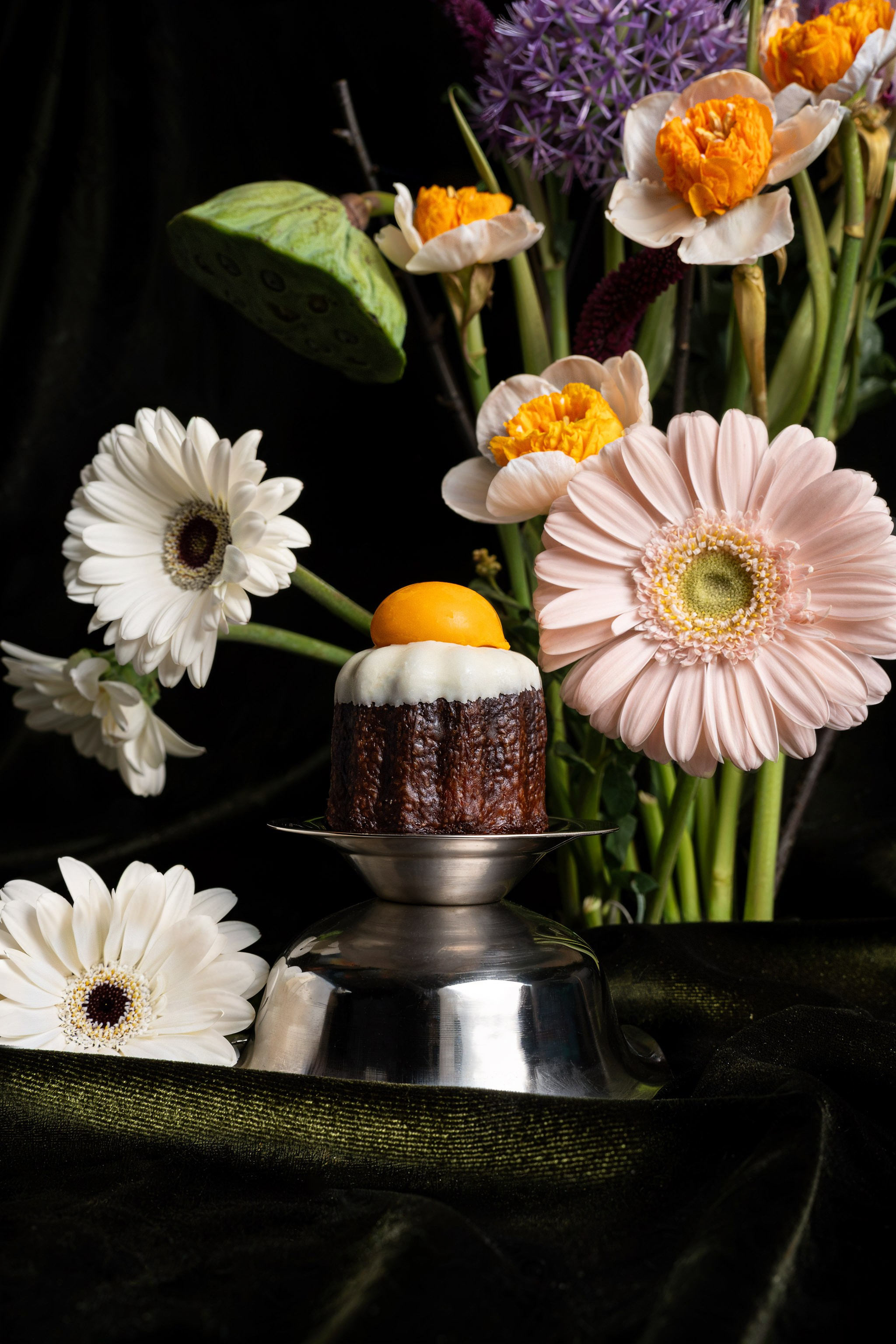 Zhirnova | Пасха. RIMWAY Studio Creative Direction & Visual Campaigns