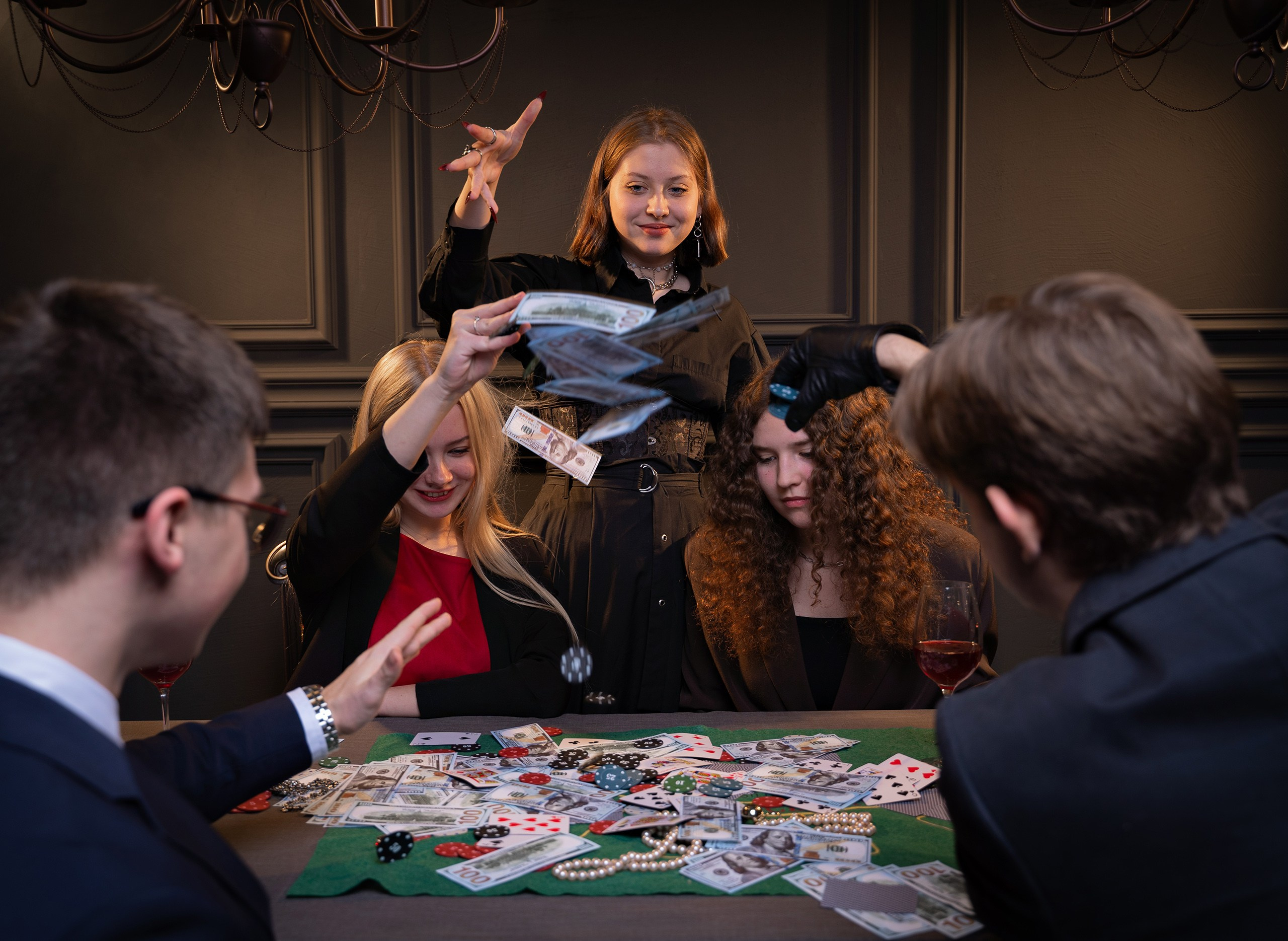 Тематическая студийная фотосессия для выпускных альбомов Жанна Бакунович