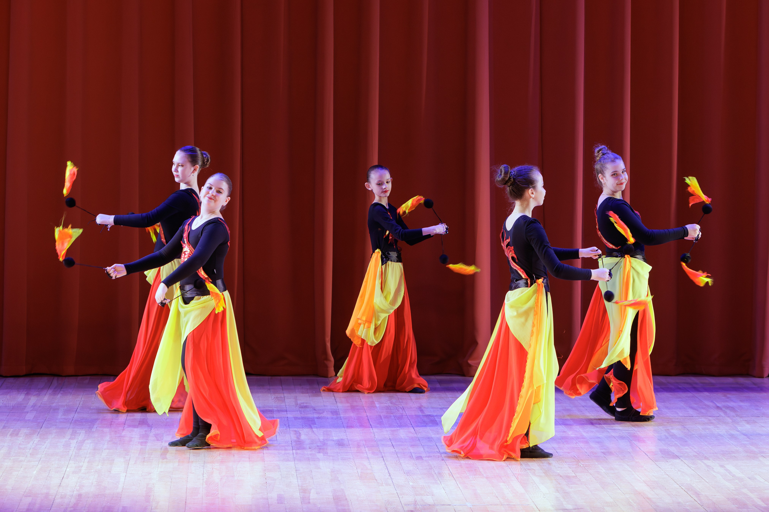 Всероссийский конкурс-фестиваль хореографического искусства «Кубок Легенды 2025». Выпускные альбомы и школьный фотограф в Подольске, Троицке, Щербинке, Москве и Московской области