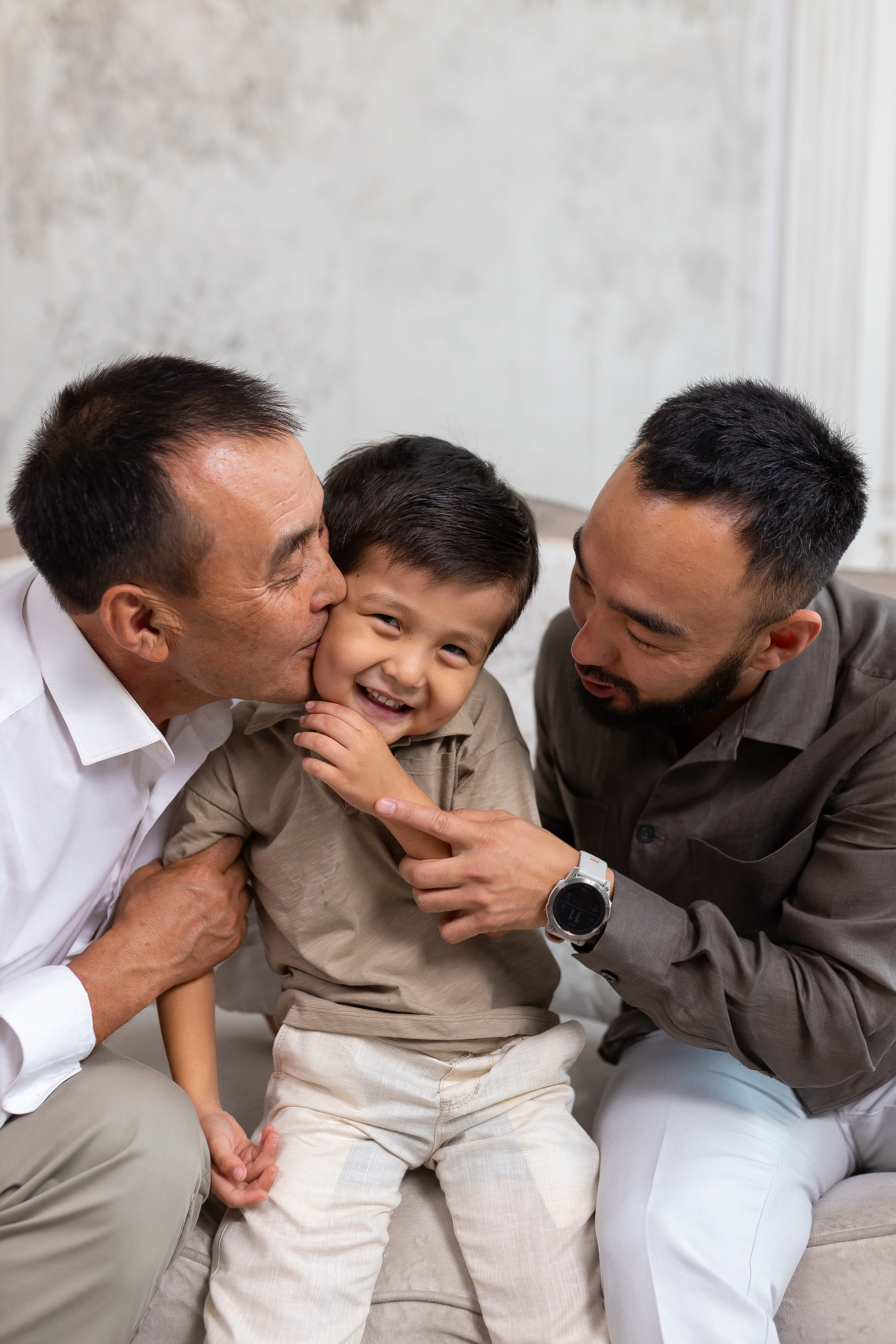 Семейная фотосессия в Алматы. MIKHAIL VASSILYEV — Свадебный и Репортажный фотограф в Алматы