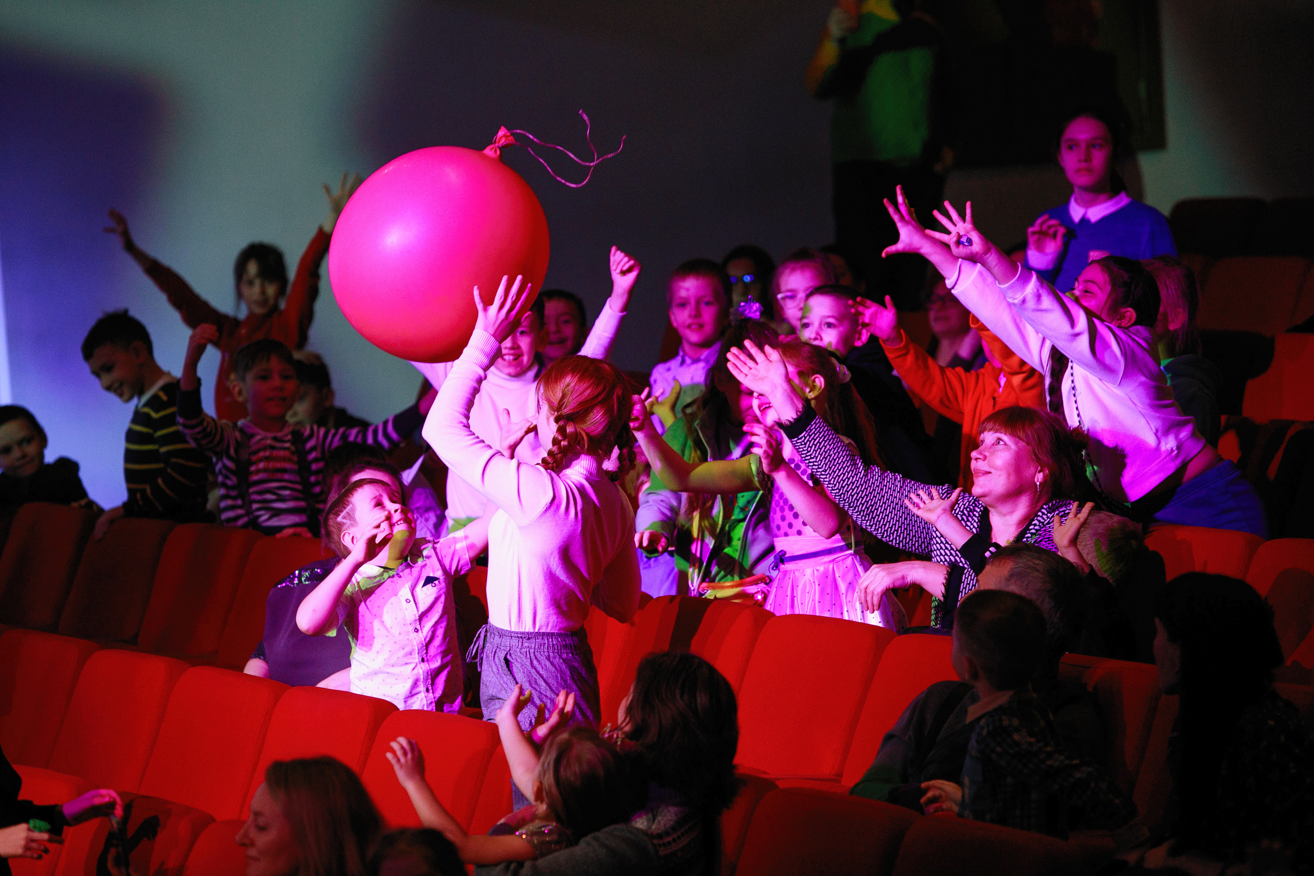 Ёлки новогодние в ДКЖ 2022. Фотомастерская Воробьевых