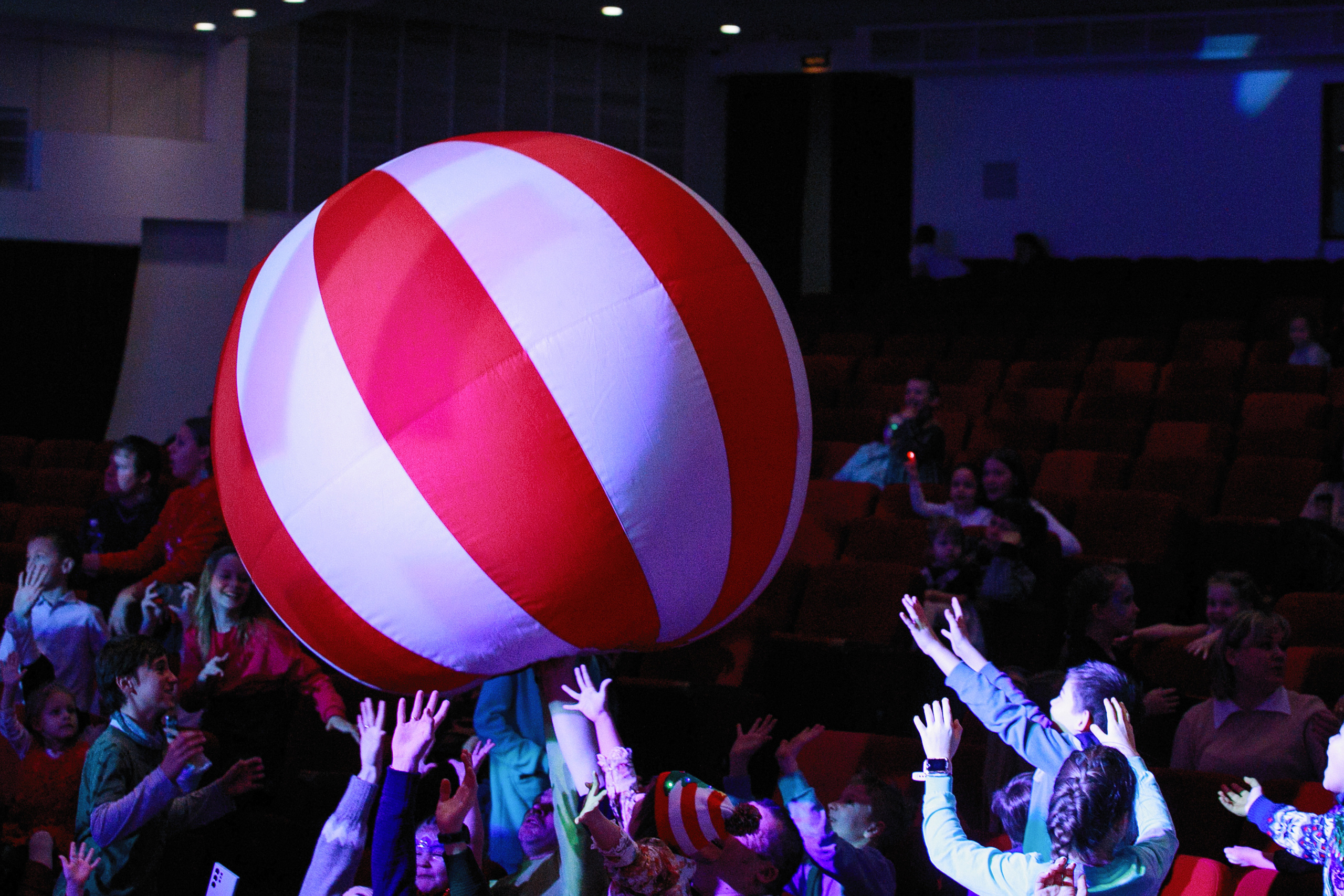 Ёлки новогодние в ДКЖ 2022. Фотомастерская Воробьевых