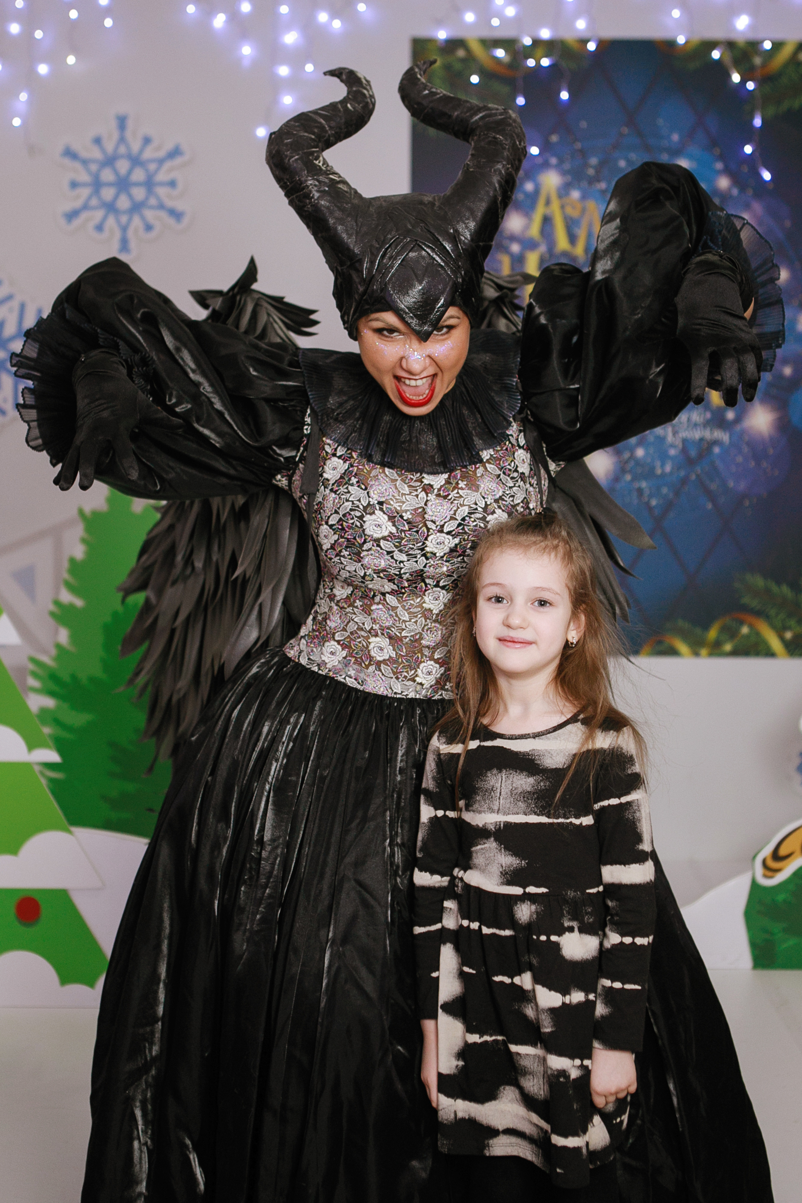 Ёлки новогодние в ДКЖ 2022. Фотомастерская Воробьевых