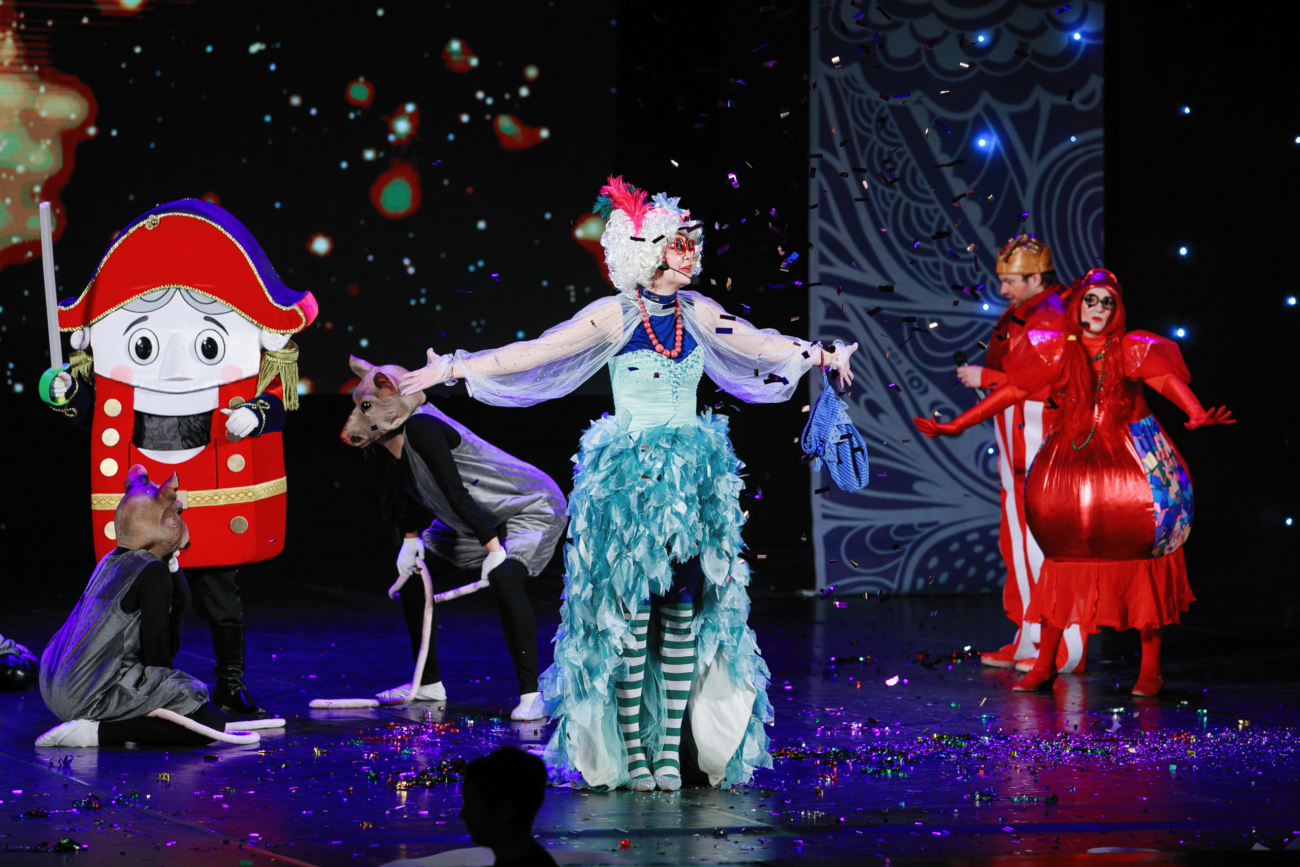 Ёлки новогодние в ДКЖ 2022. Фотомастерская Воробьевых