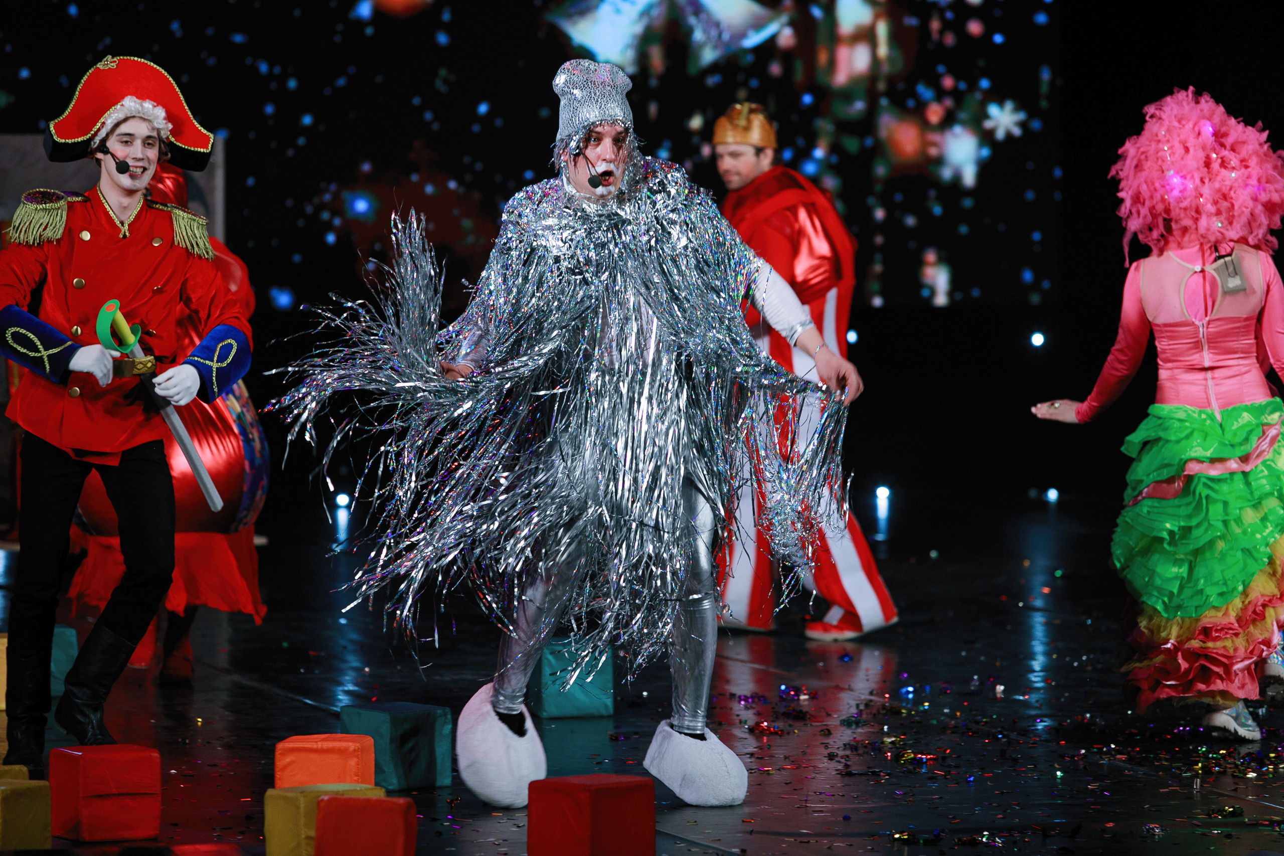 Ёлки новогодние в ДКЖ 2022. Фотомастерская Воробьевых