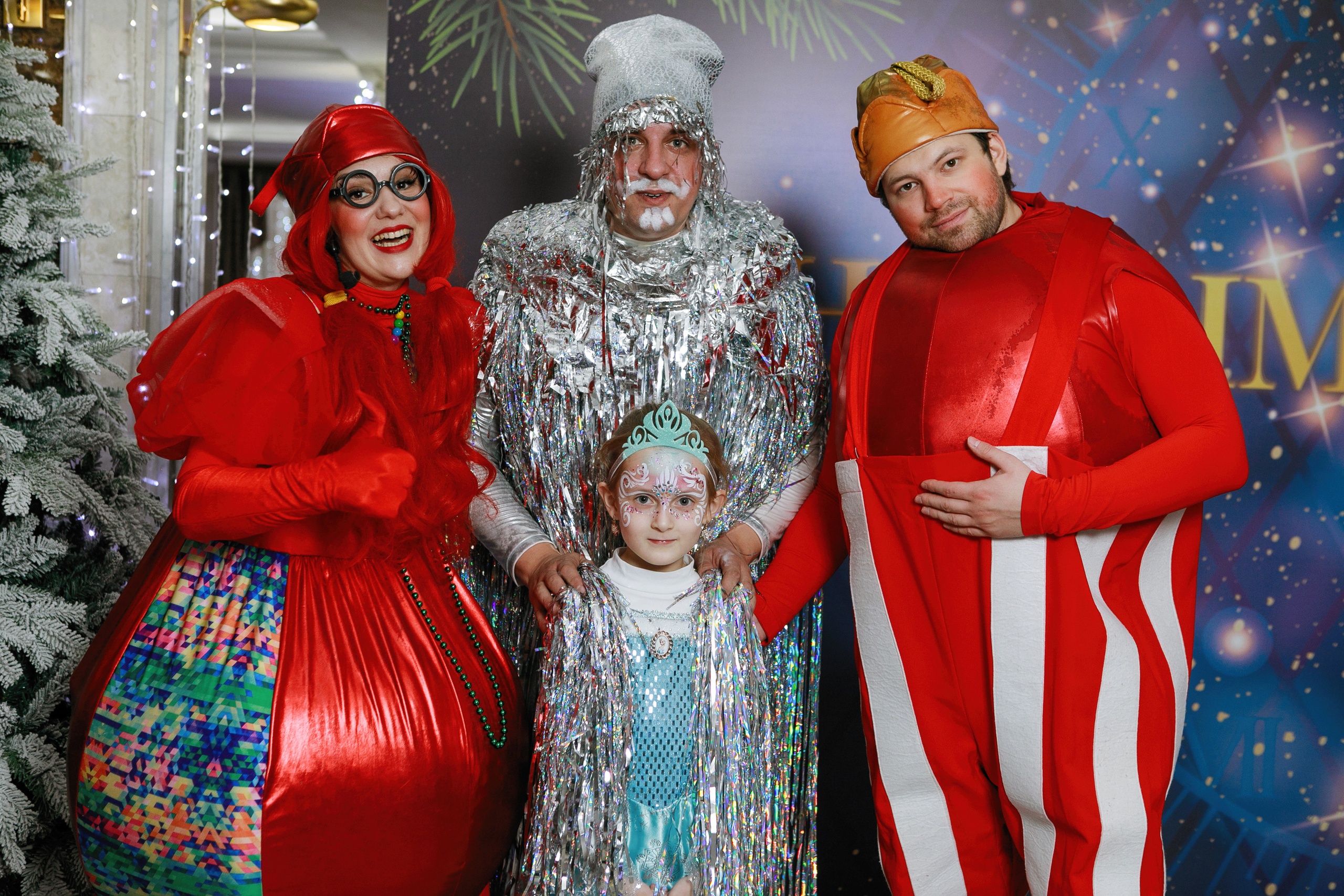 Ёлки новогодние в ДКЖ 2022. Фотомастерская Воробьевых