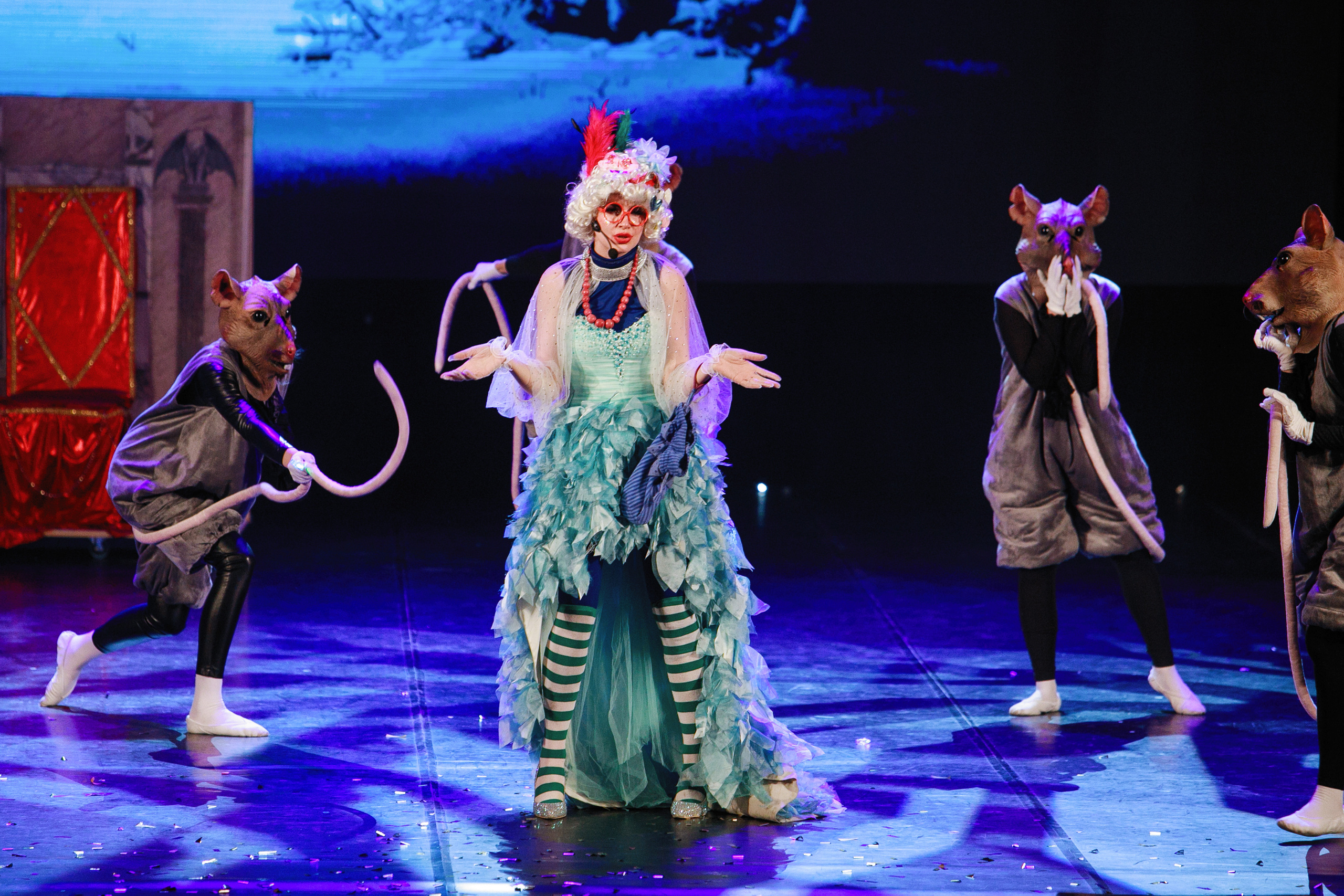 Ёлки новогодние в ДКЖ 2022. Фотомастерская Воробьевых