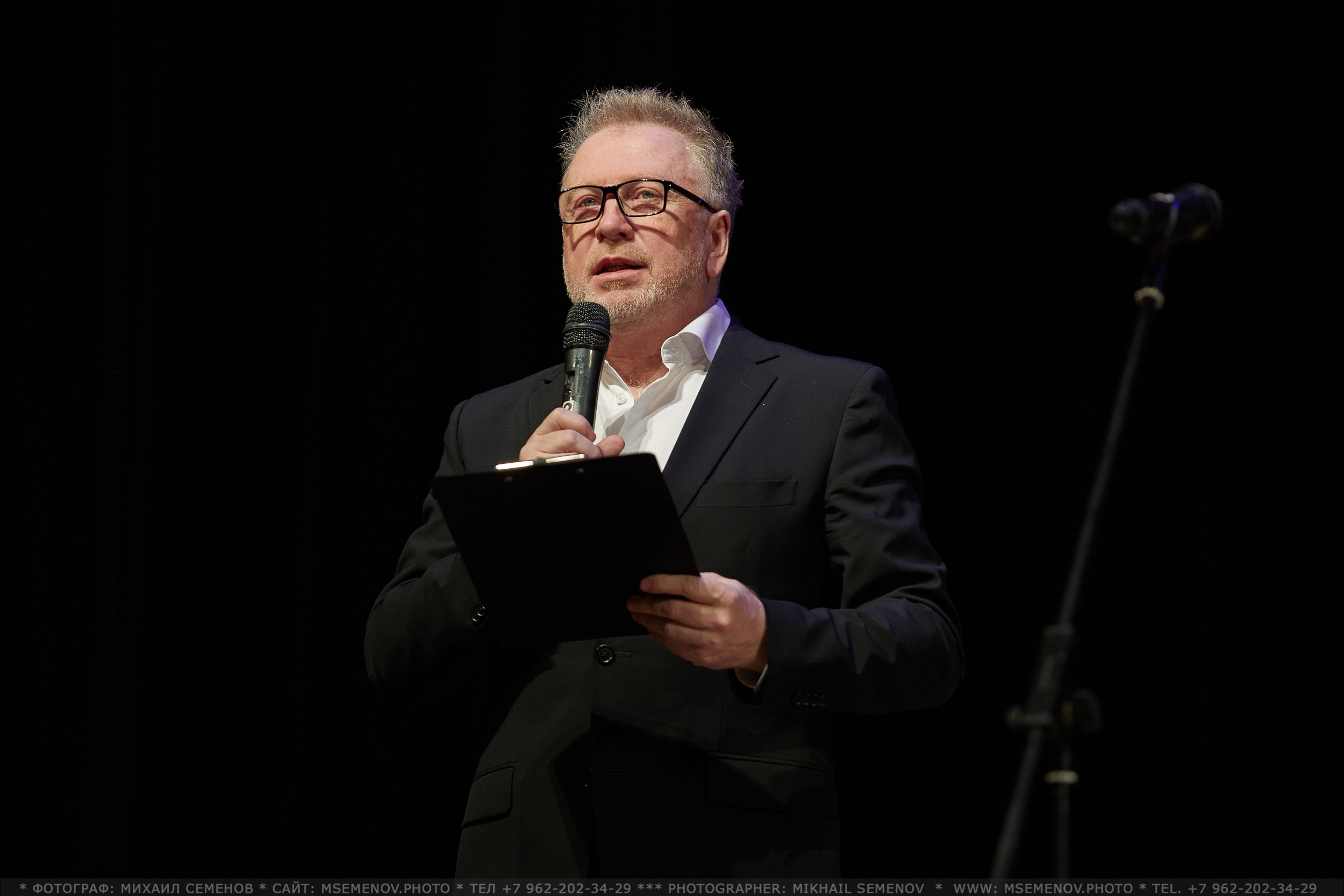 АНОНС фоторепортажа «Культура в помощь Донбассу». Photographer for business Mikhail Semenov. Aqua photo studio, photo school