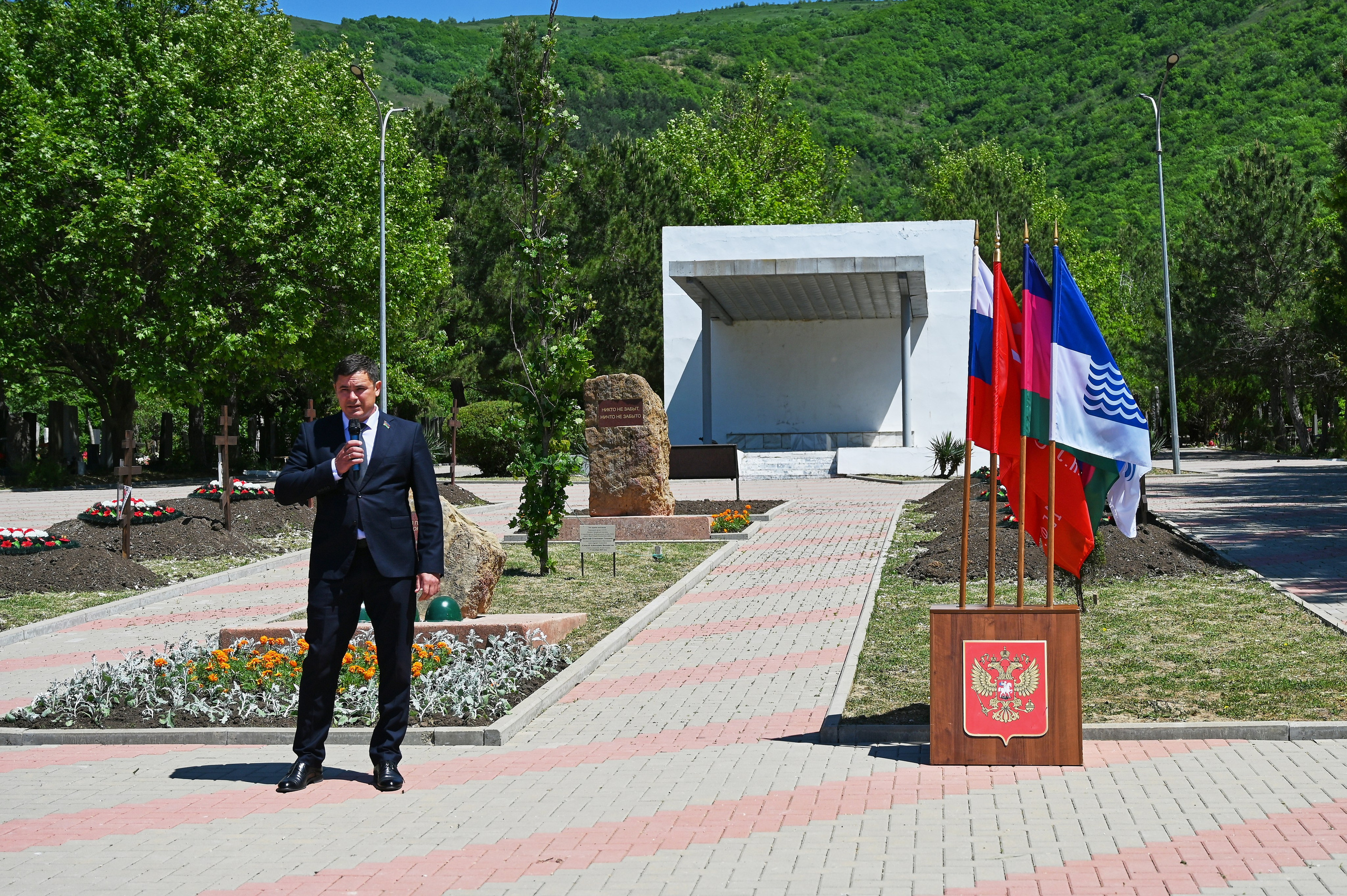 Аллея героев. Жизнь курорта Кабардинка в фотографиях