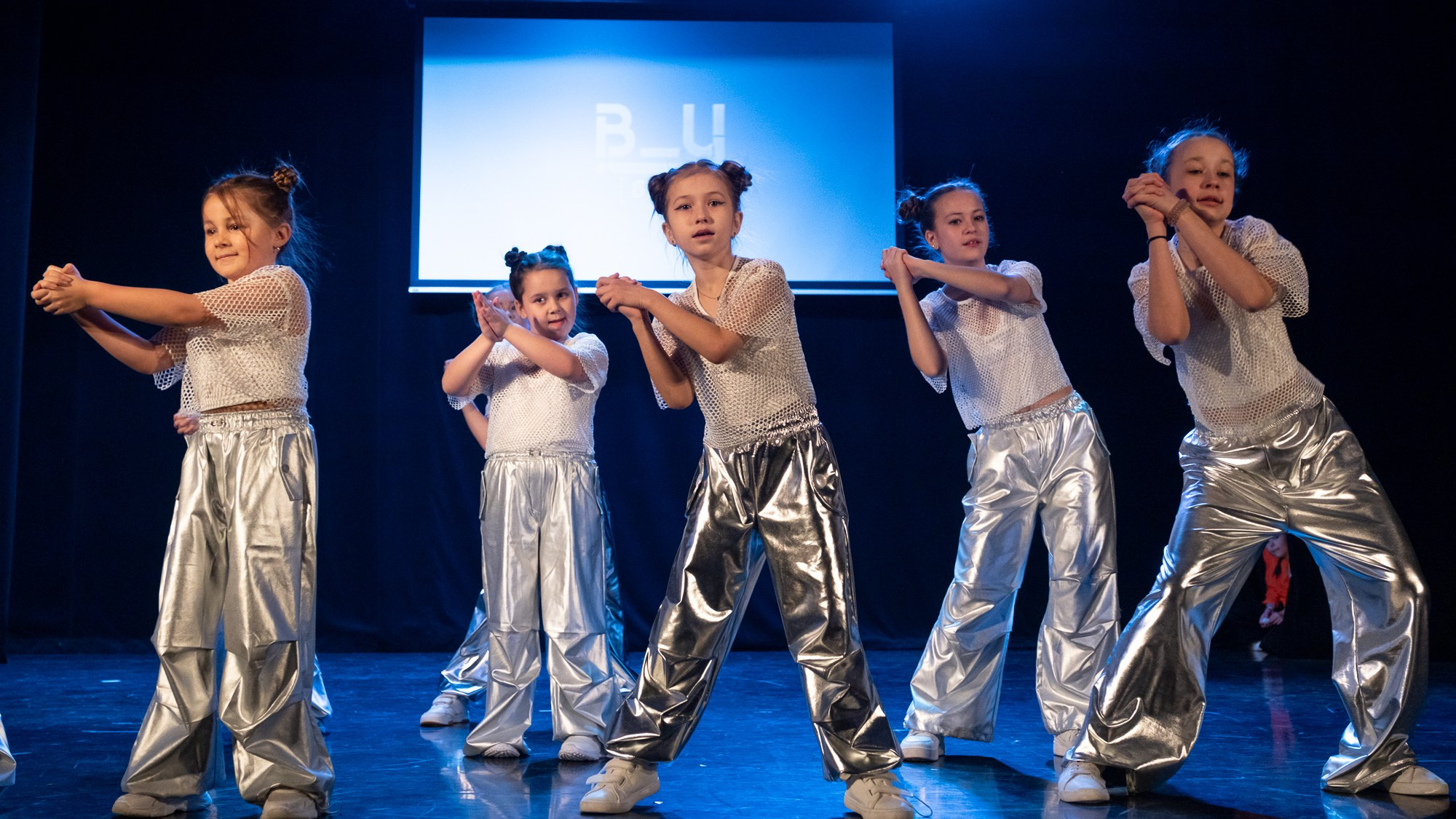 Отчетный концерт Студии танца «B_U». Репортажный фотограф в Казани Павел Серпокрылов