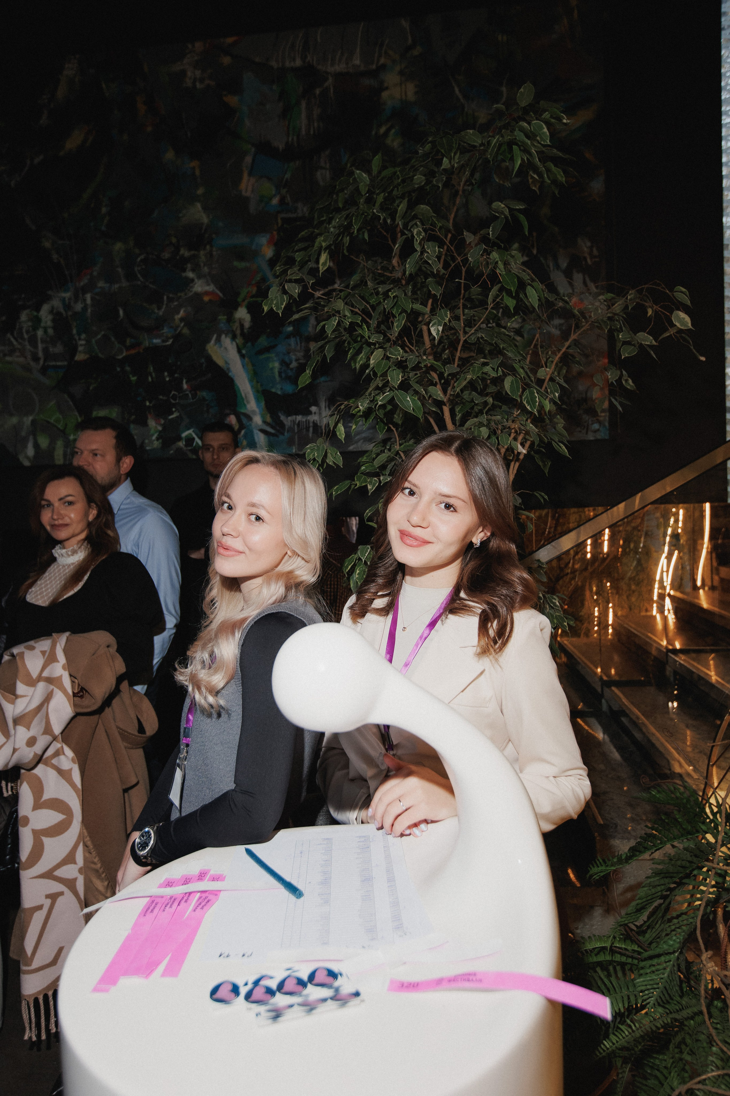 ВИННЫЙ ФЕСТИВАЛЬ. СВОИ. ФОТООТЧЕТЫ-СОБЫТИЯ-МЕСТА