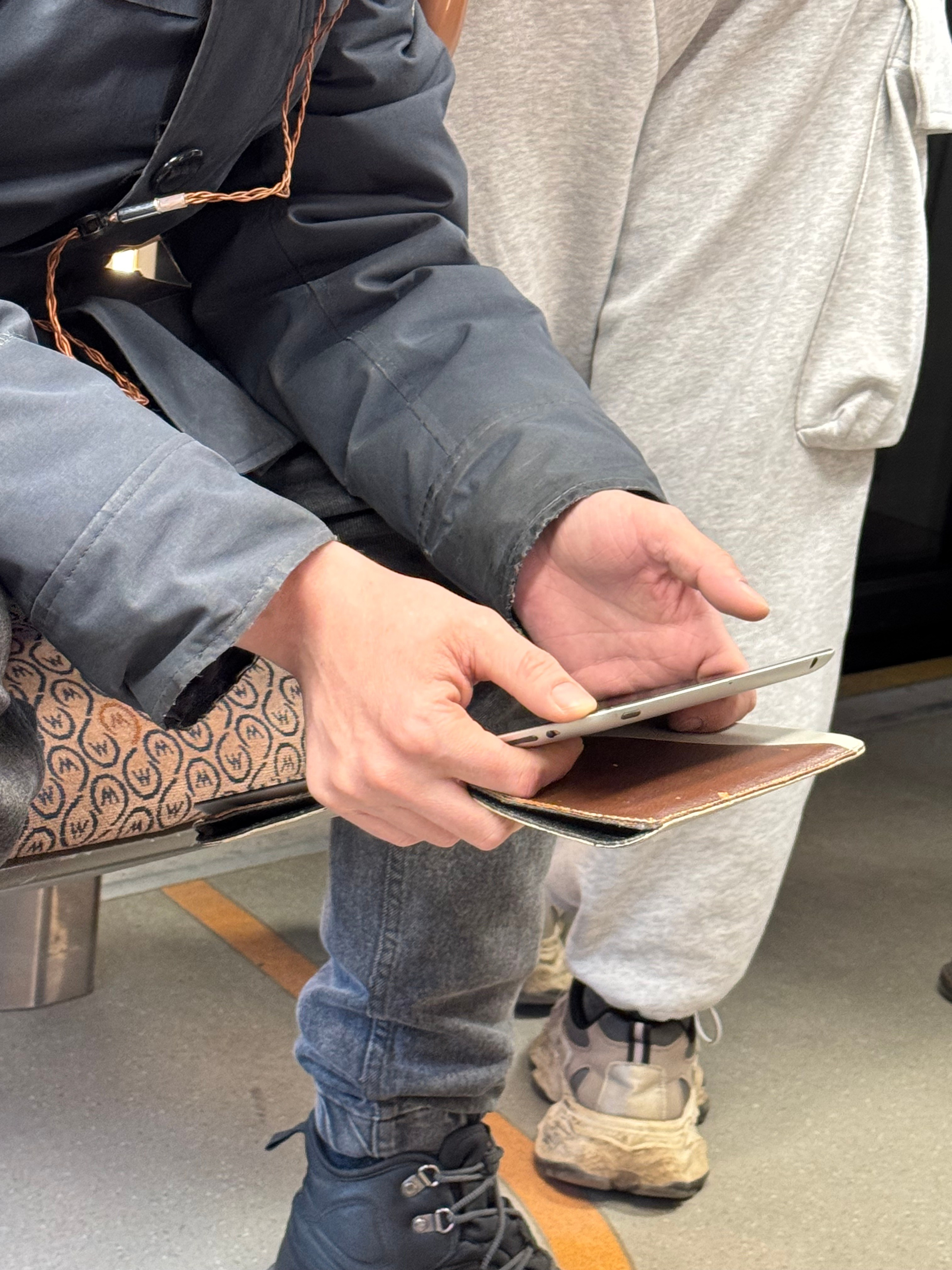 #руки_незнакомцев. Главная