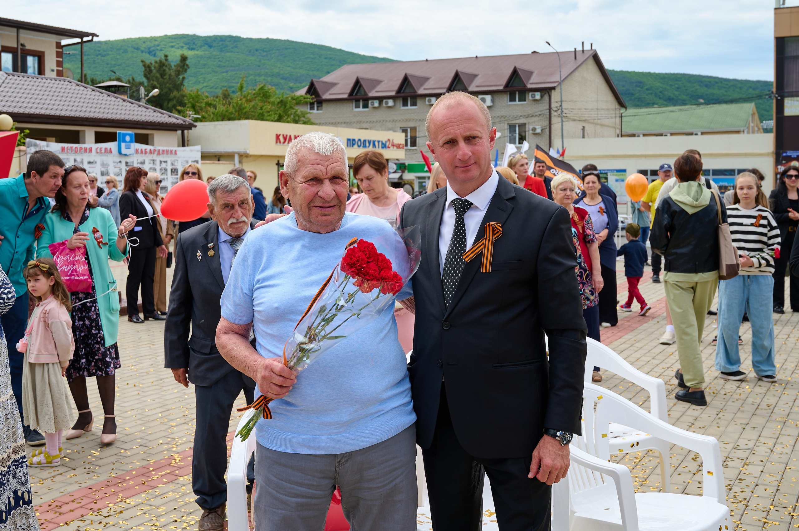 Митинг 9 мая. Жизнь курорта Кабардинка в фотографиях