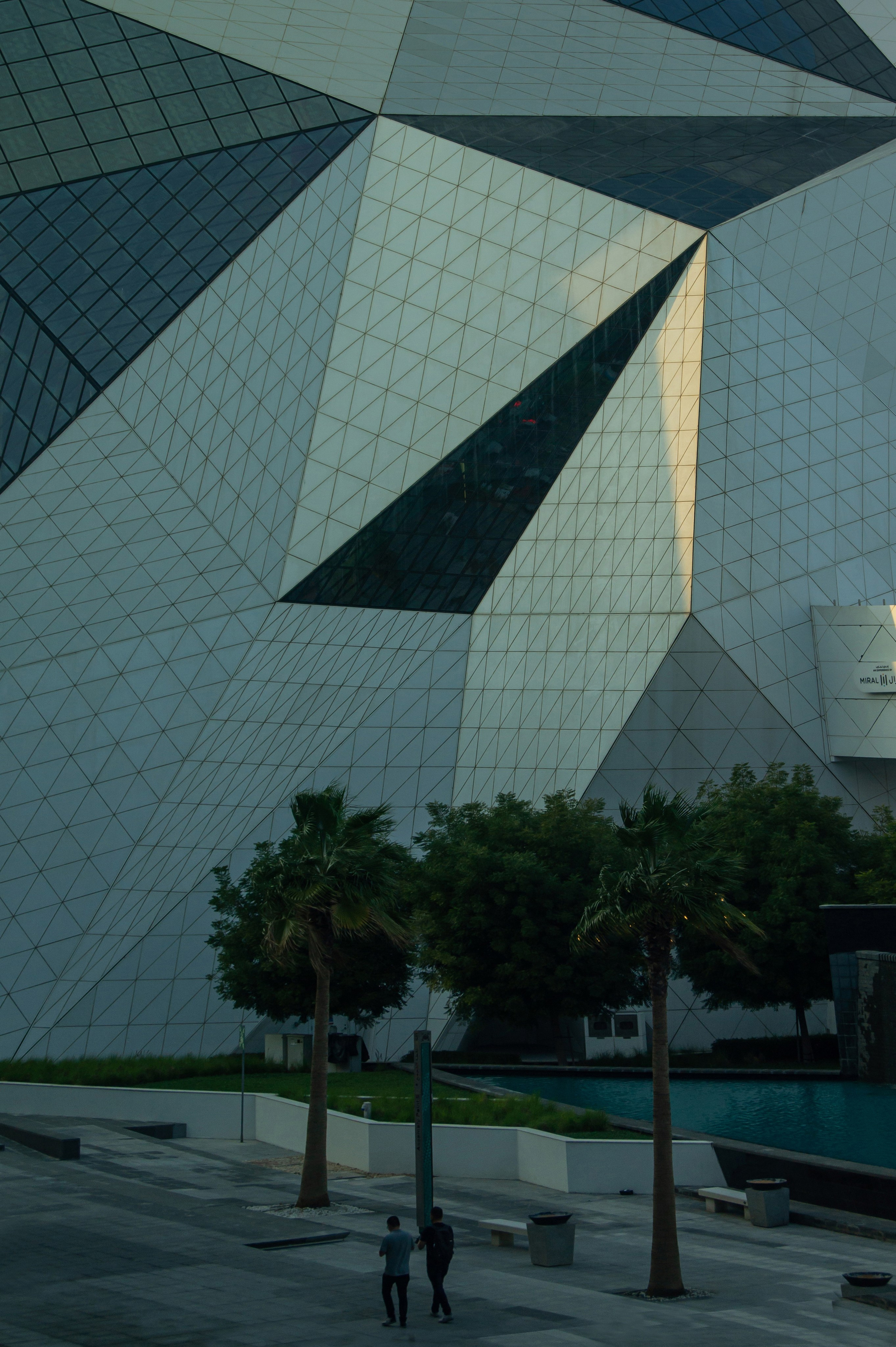 Архитектура и городские ритмы. Любовь Каширская — фотограф для малого бизнеса и специалистов