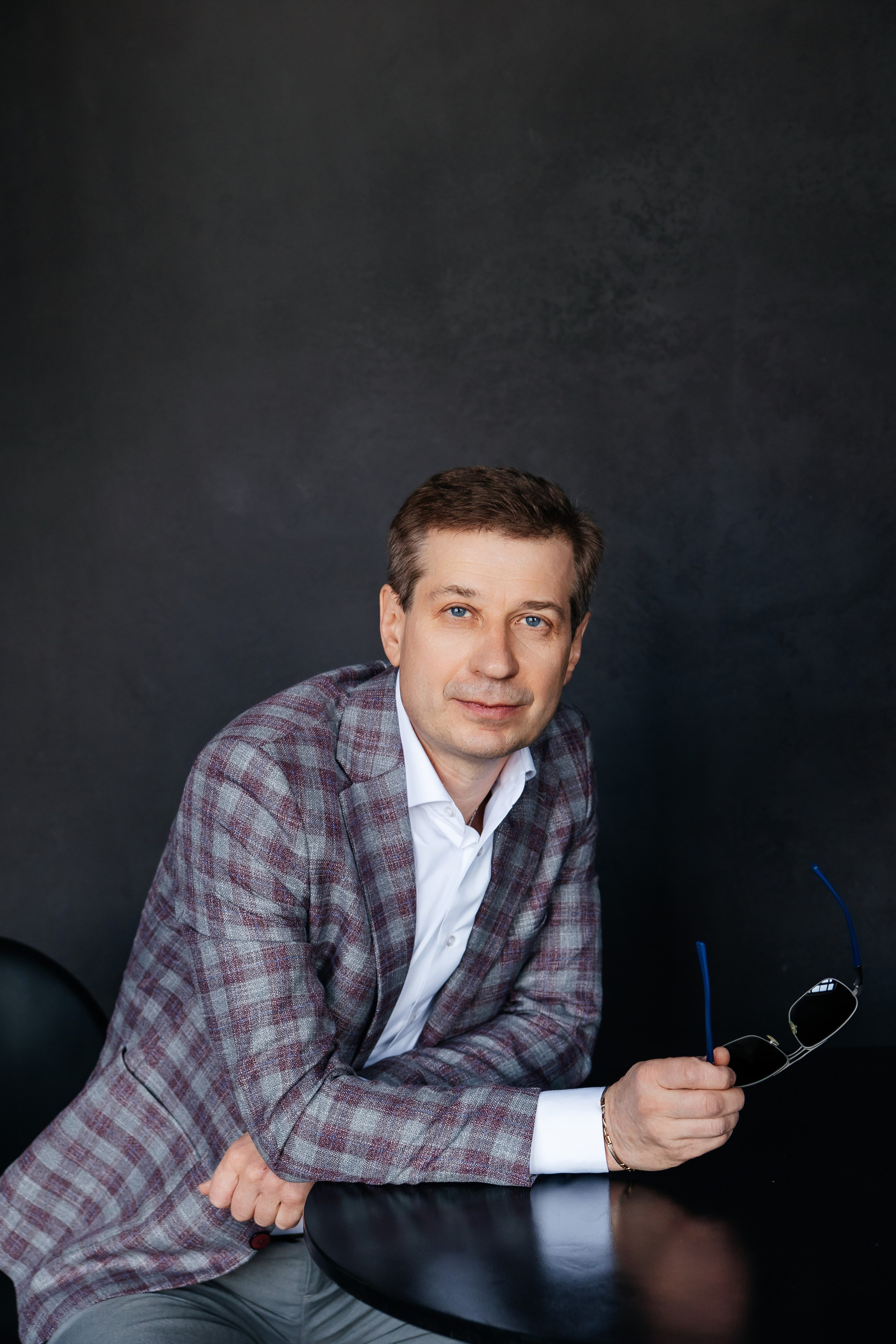 Съёмка для адвокатской конторы. Свадебный, семейный фотограф, контент съёмка. Екатеринбург. Елена Граф