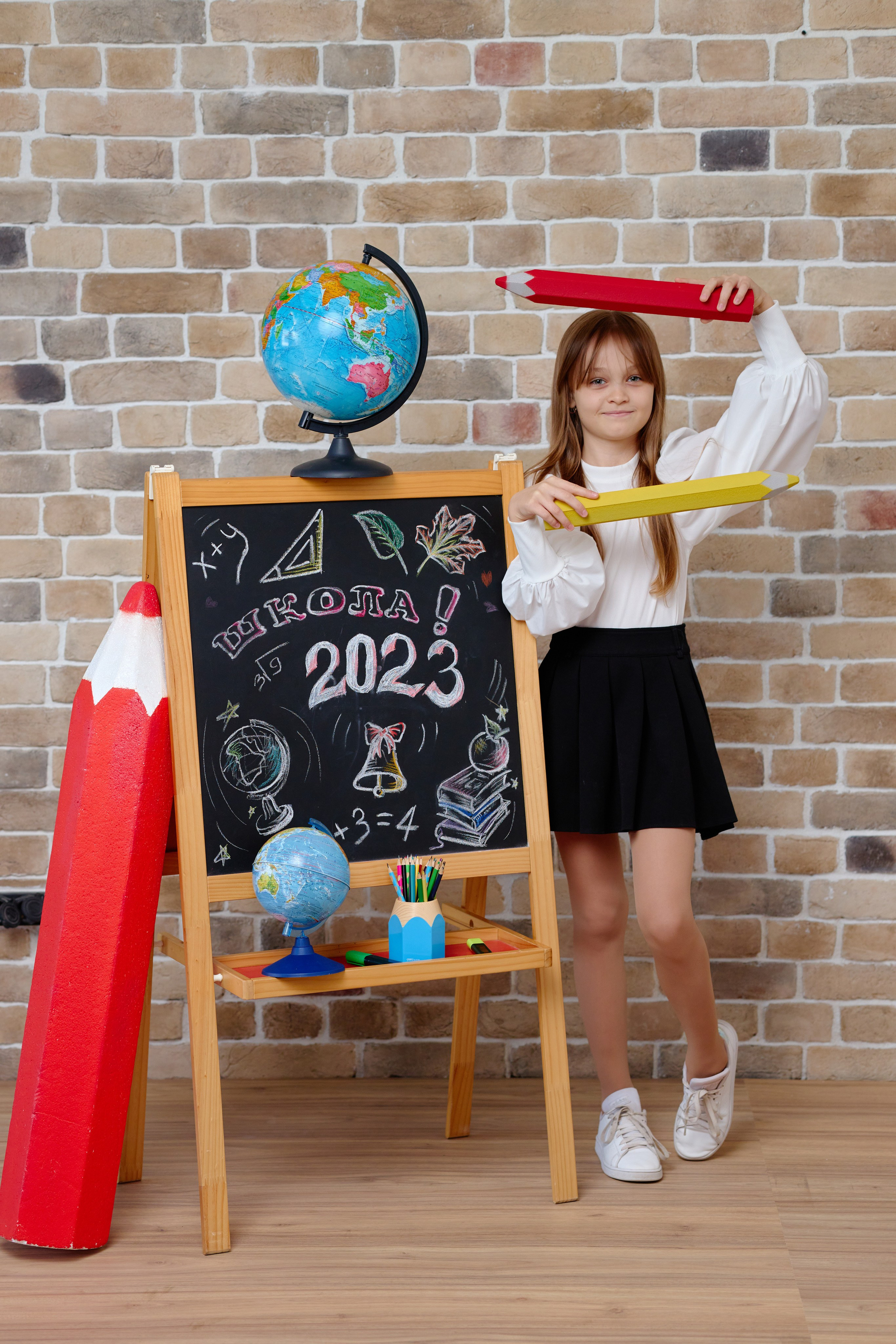 Сьемка 4 класса в студии на Выпускной Альбом. Фотограф Выпускные альбомы Таганрог Сергей Коробченко