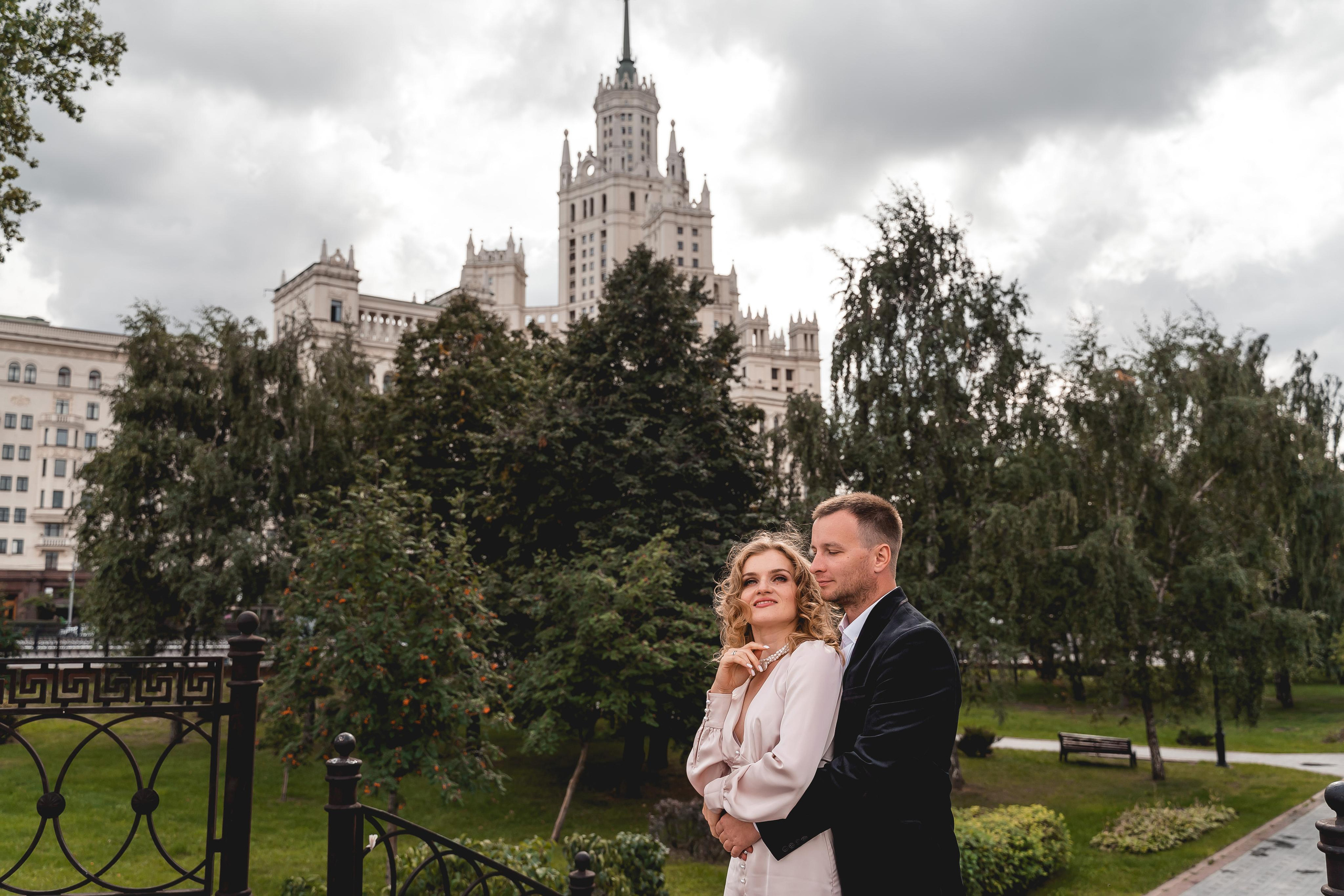 Фотосессия рядом с Высоткой на Котельнической