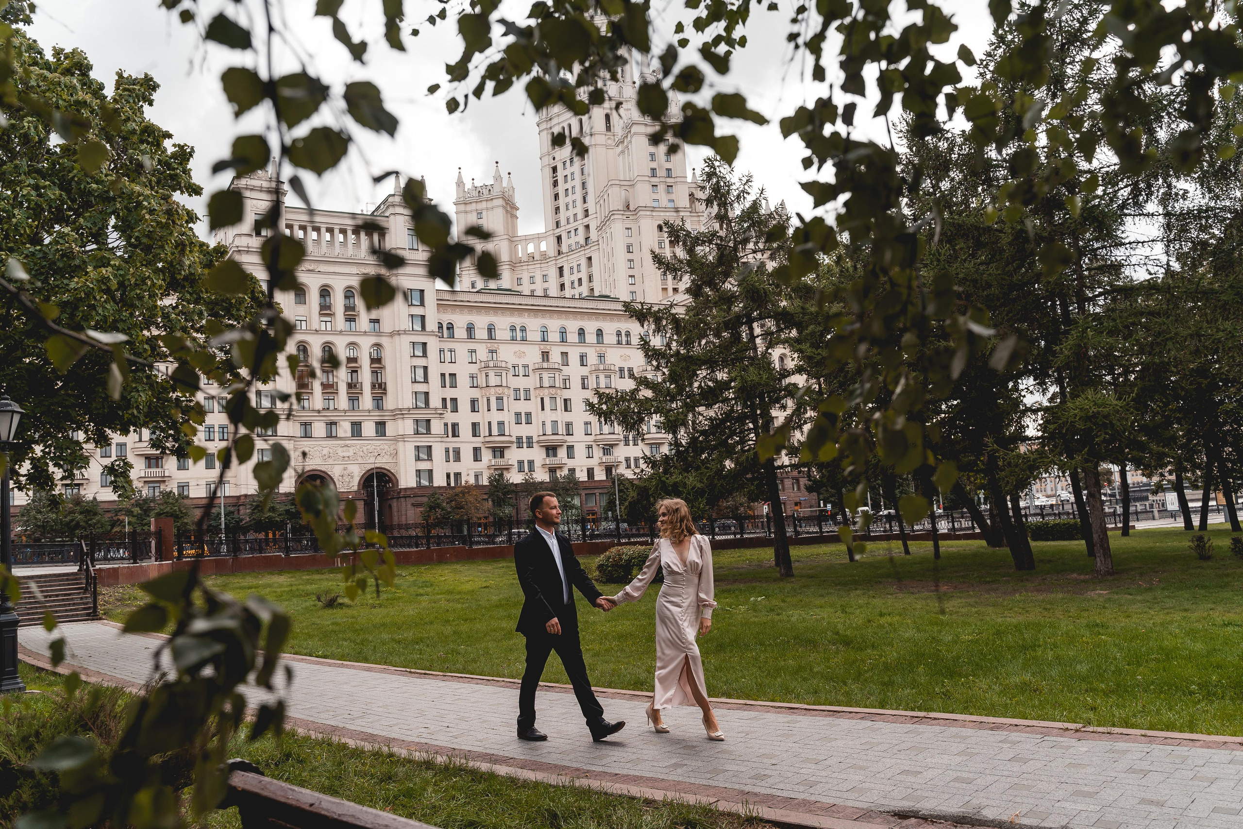 Фотосессия рядом с Высоткой на Котельнической