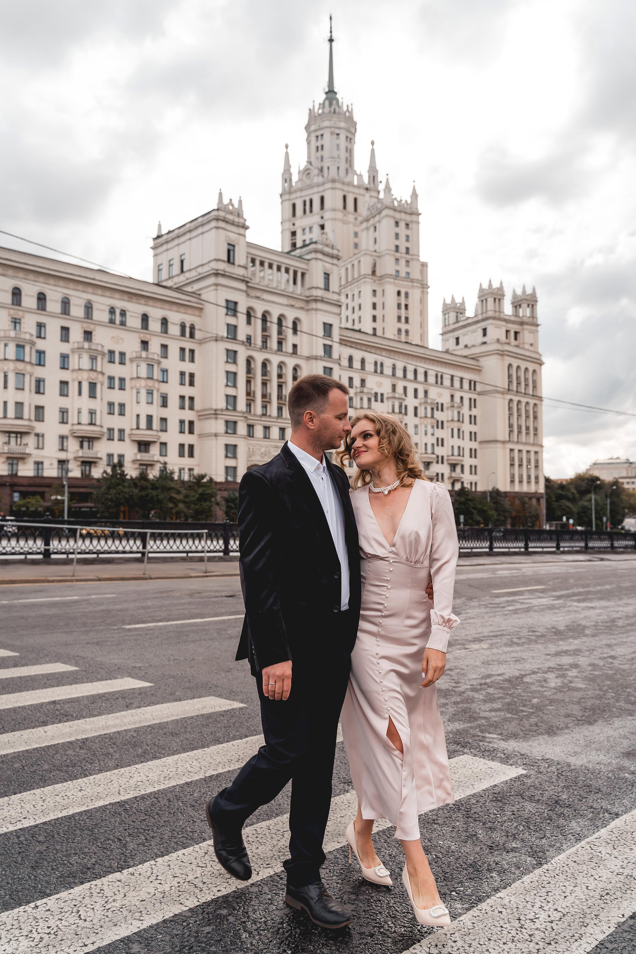 Фотосессия рядом с Высоткой на Котельнической