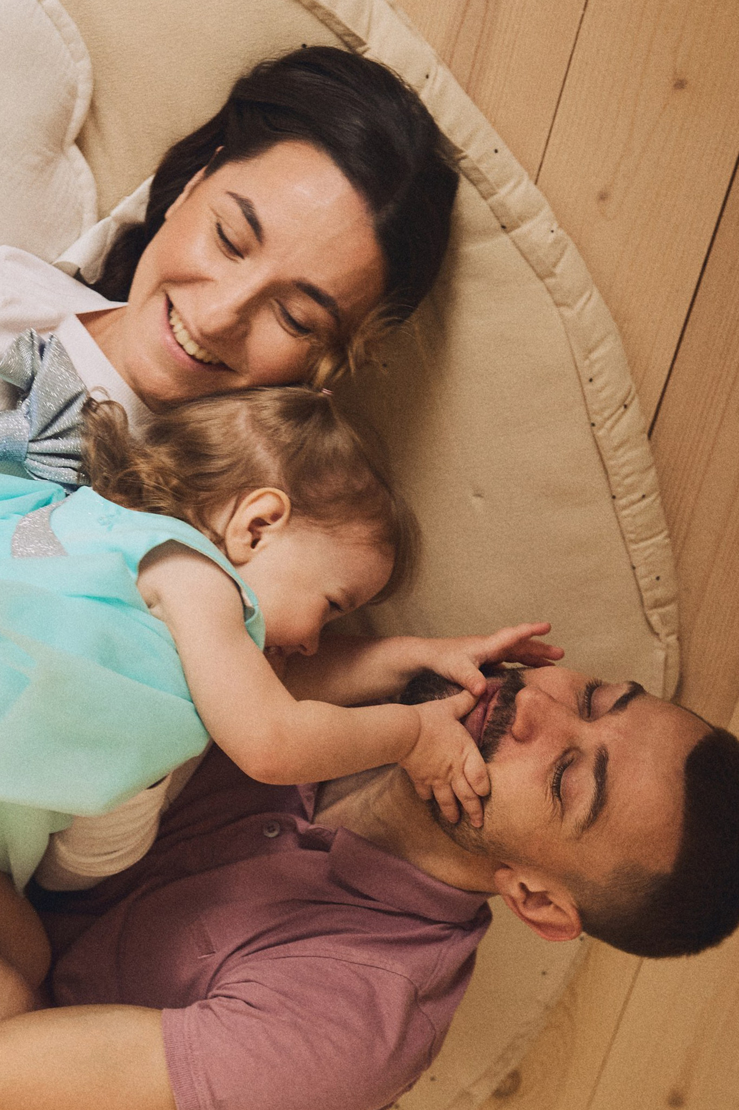 Семейная съёмка в фотостудии: как проходят мои съемки и что важно знать. Дмитрий Мазуркевич: Профессиональный Репортажный Фотограф