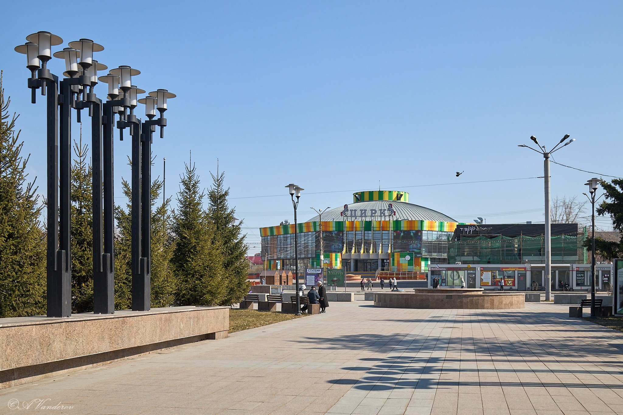 Весенняя прогулка по городу. Фотограф Омск | Александр Вандеров