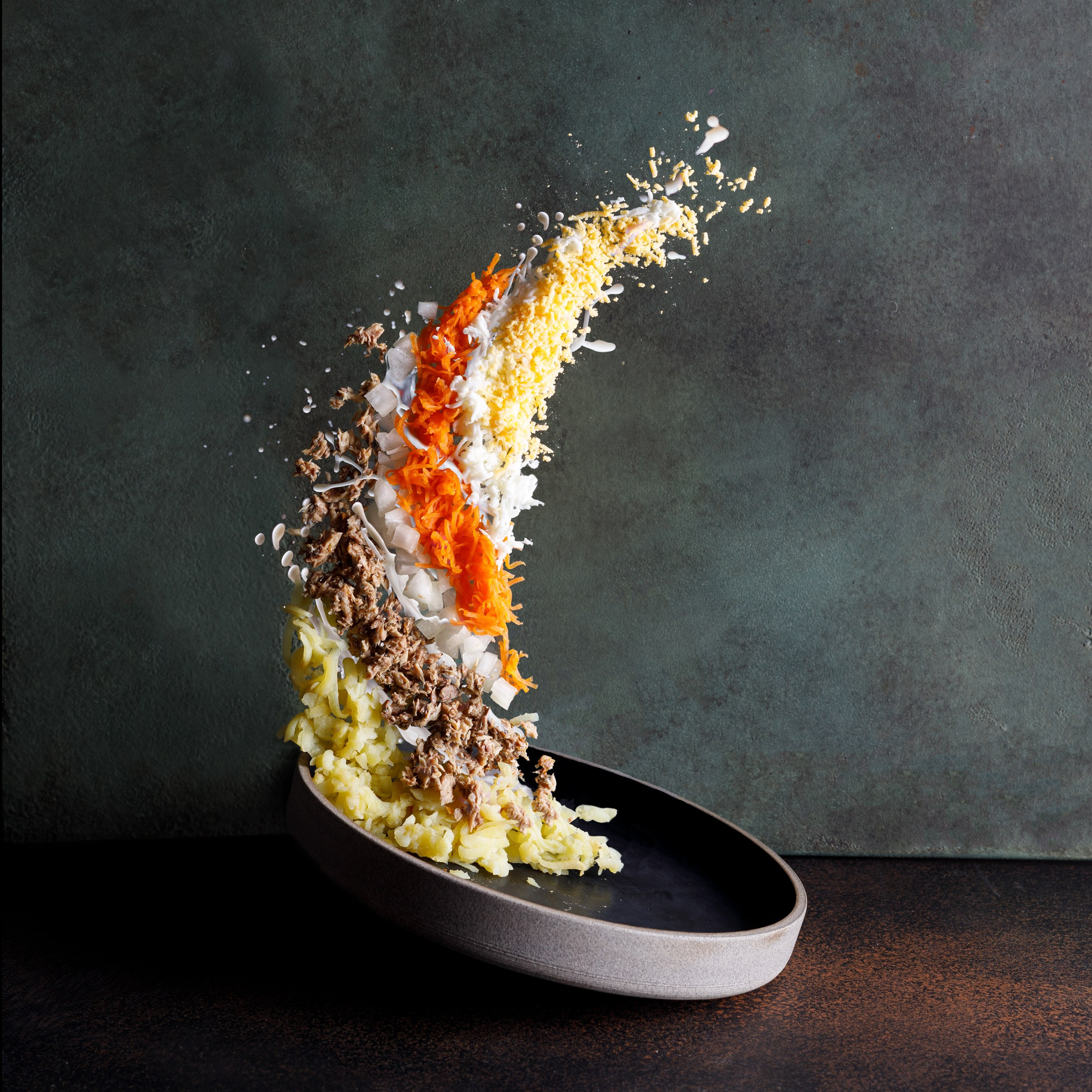 Левитация и спецэффекты. Фуд и предметный фотограф Гришина Ольга