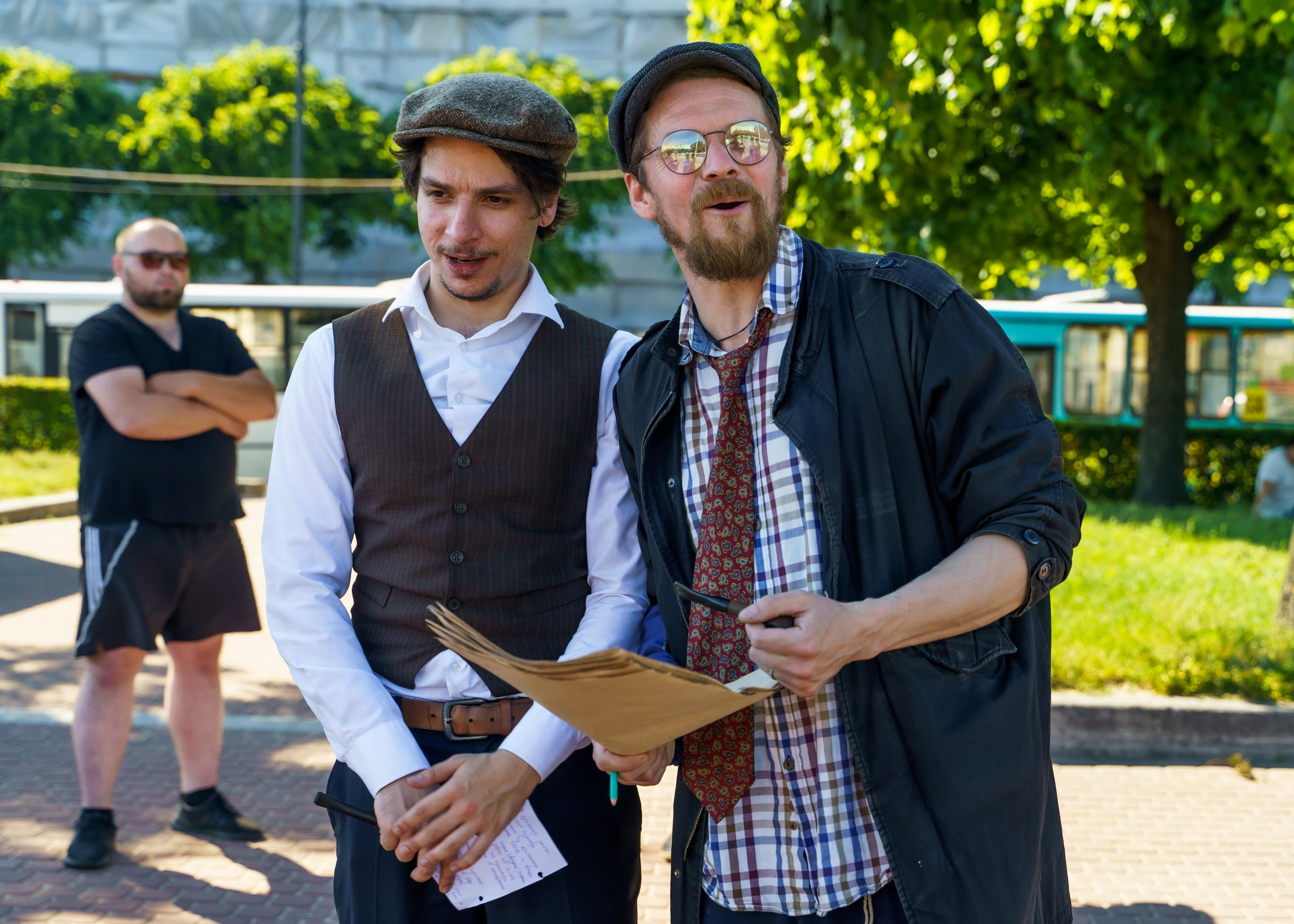 «Старухи» — спектакль-променад по мотивам произведений Д. Хармса. Фотограф Анастасия Арланцева