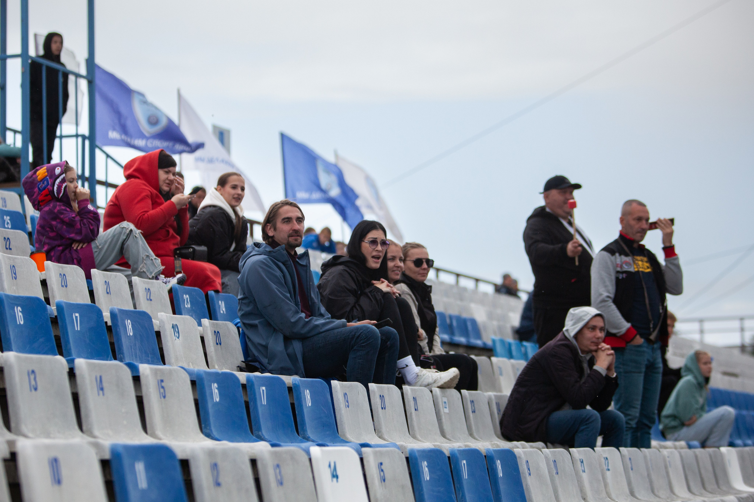 Матч юношеской футбольной лиги между командами СШ «Сахалин» и «СШОР № 1» (Комсомольск-на-Амуре). Кутузов Евгений Фотограф в Южно-Сахалинске